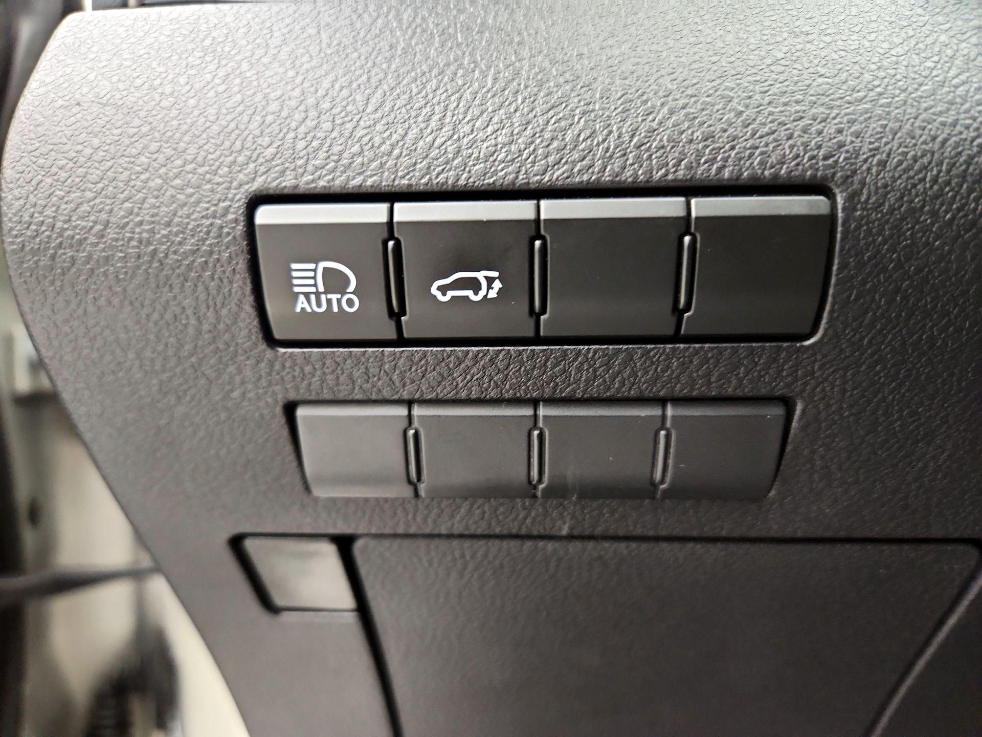 Thumbnail: 2021 Lexus RX - 13