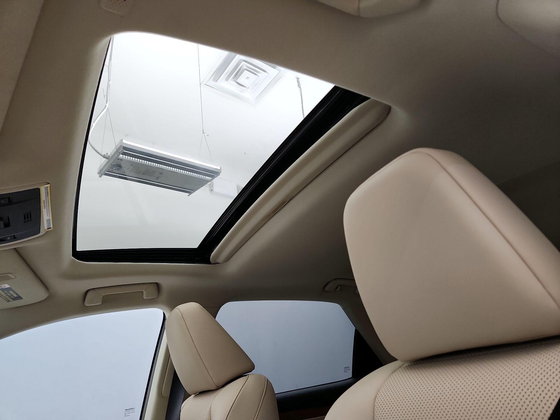 Thumbnail: 2021 Lexus RX - 19