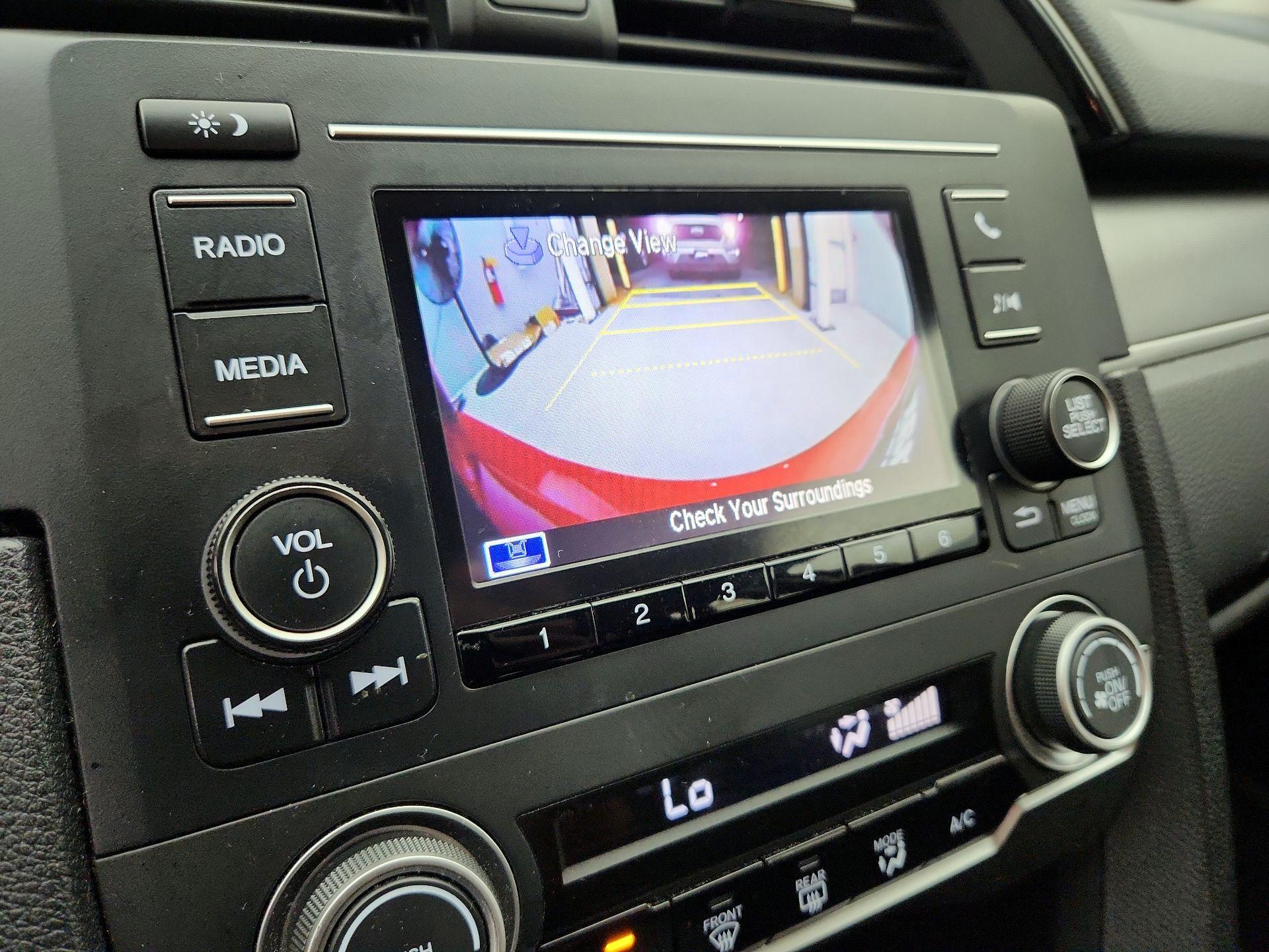 Thumbnail: 2016 Honda Civic - 14