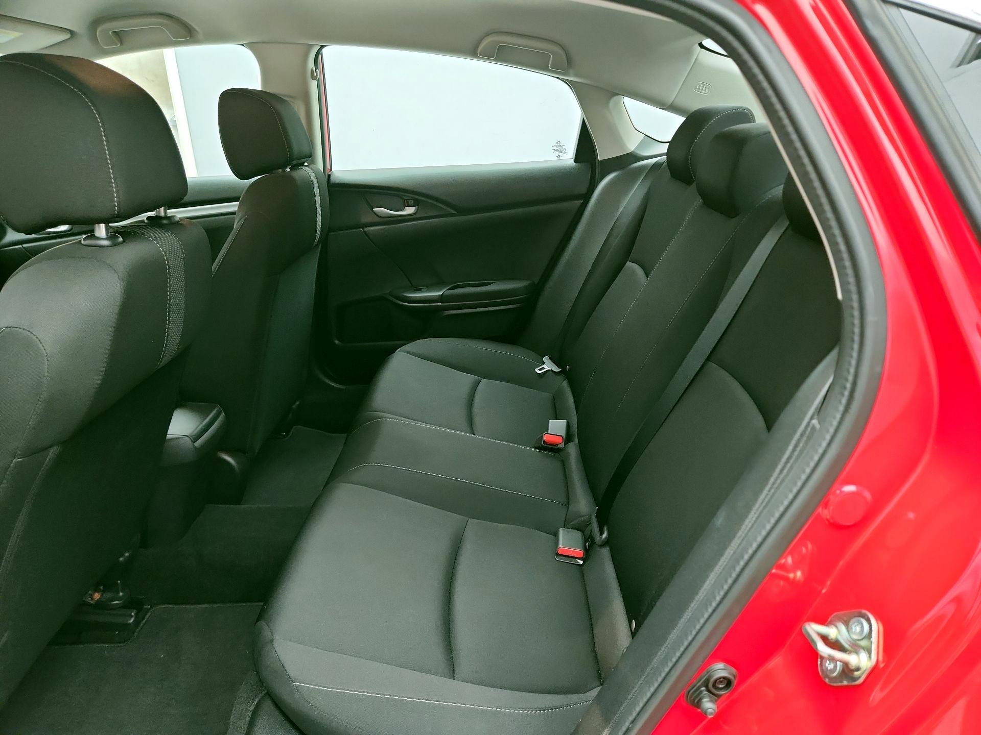 Thumbnail: 2016 Honda Civic - 18