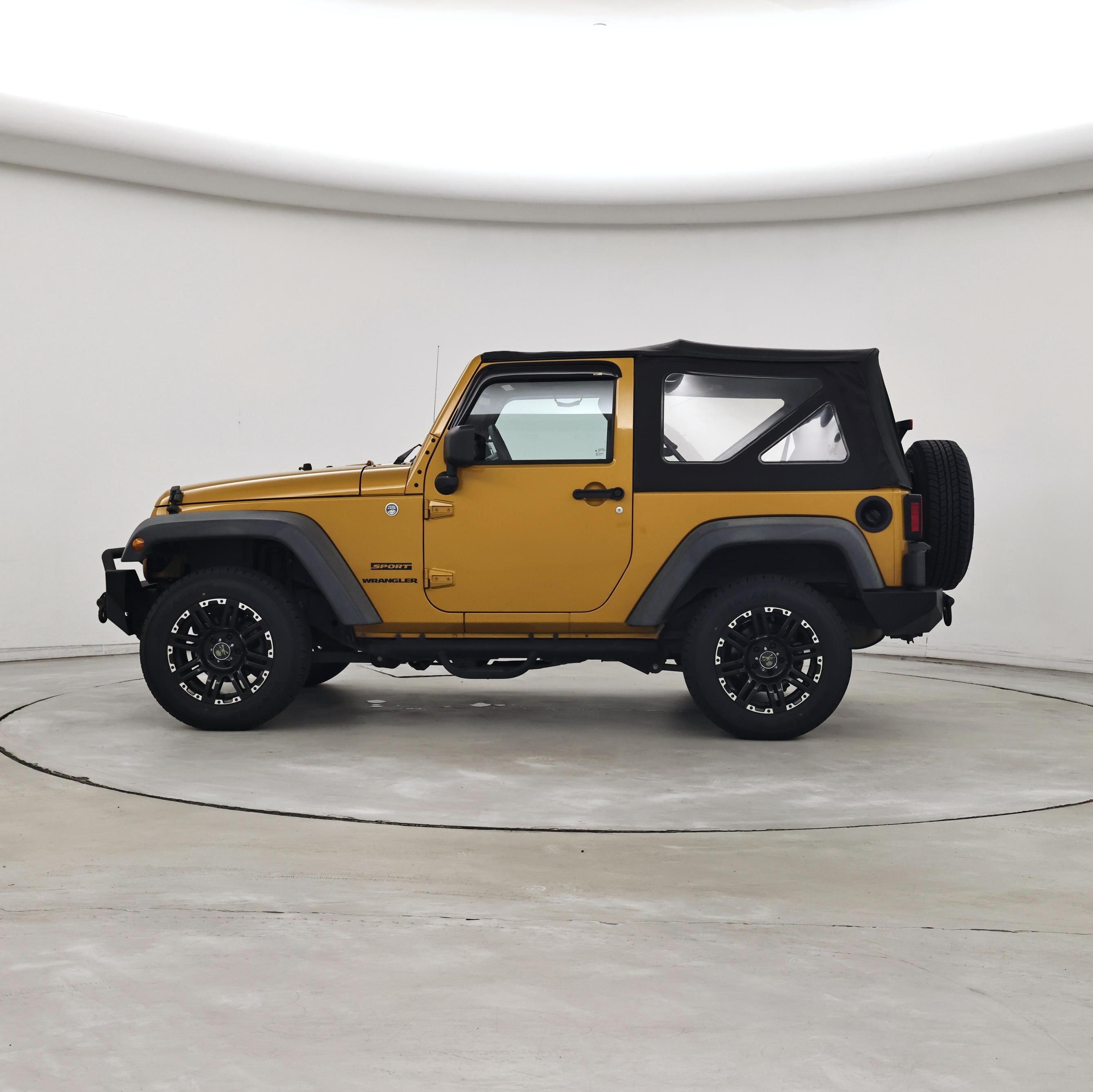 Thumbnail: 2014 Jeep Wrangler - 3
