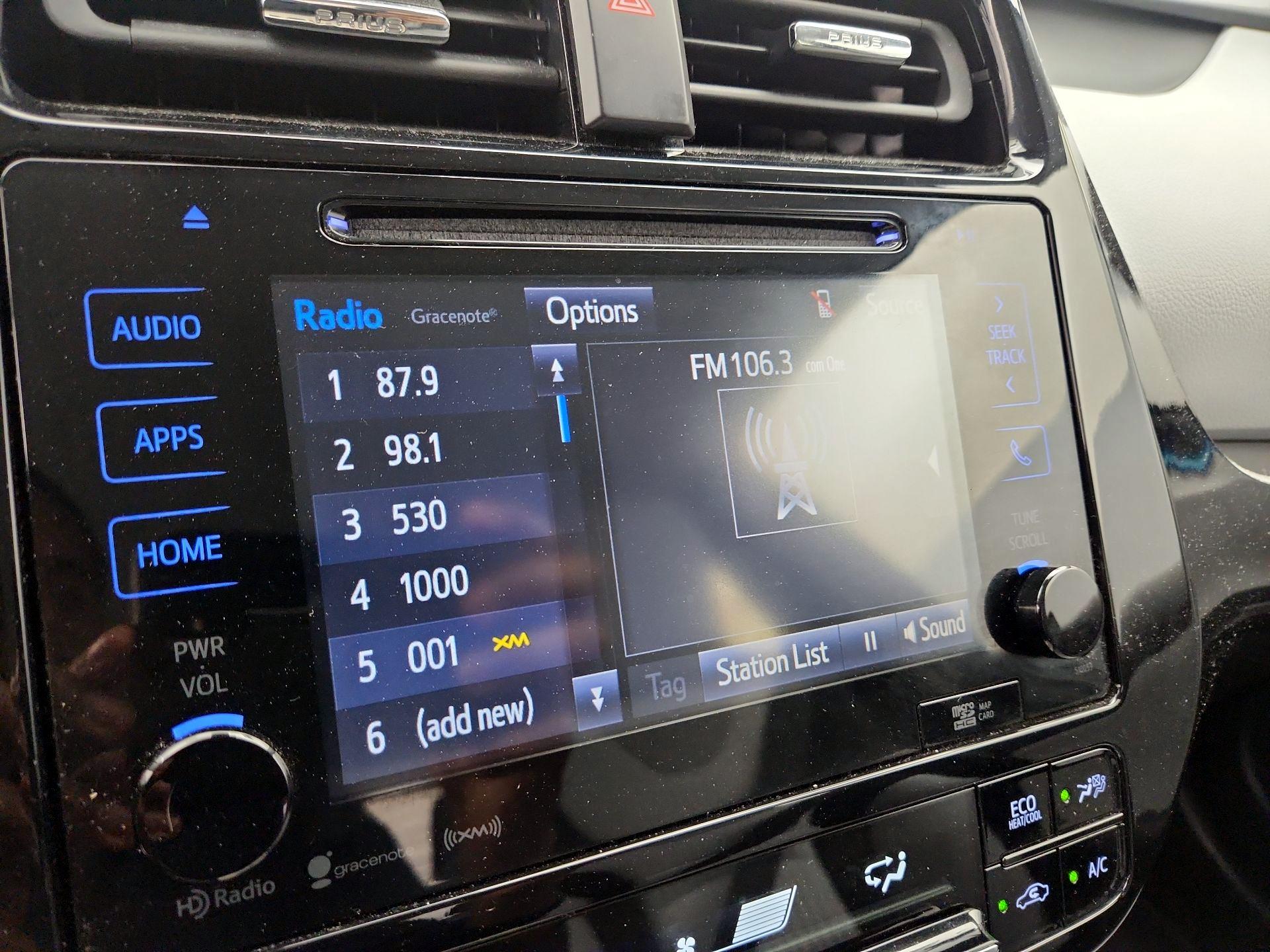 Thumbnail: 2018 Toyota Prius Prime - 16