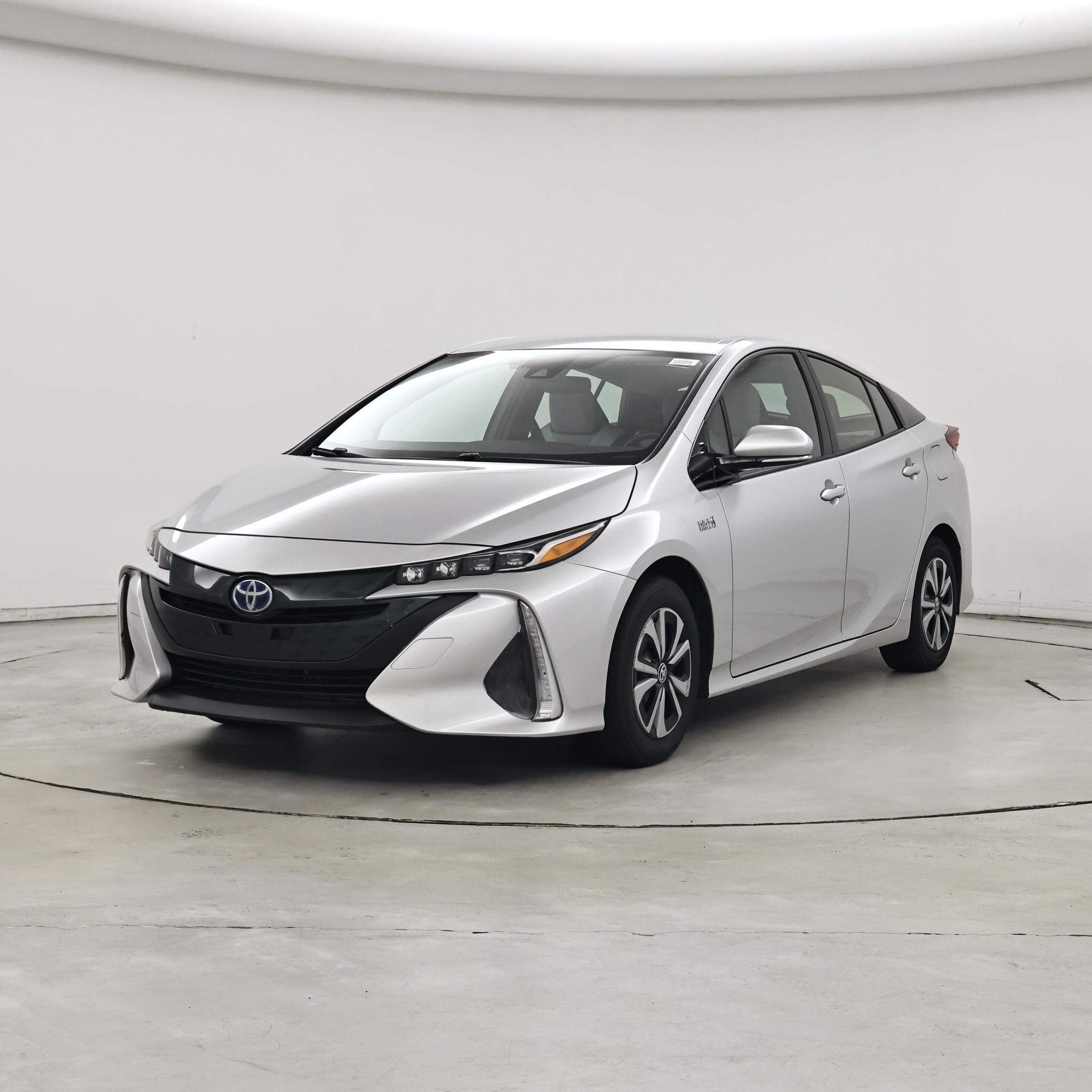 Thumbnail: 2018 Toyota Prius Prime - 4
