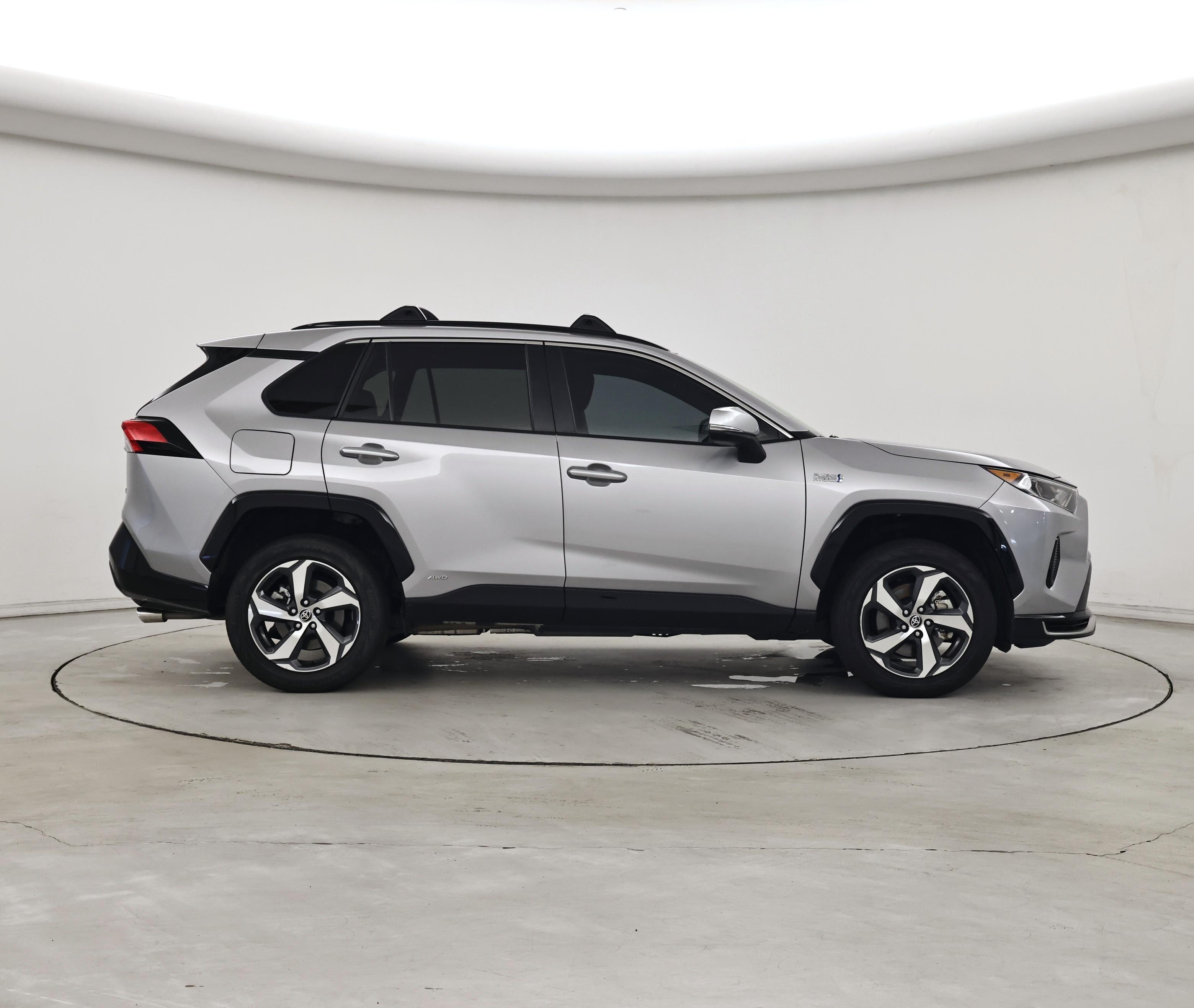 Thumbnail: 2021 Toyota RAV4 - 7