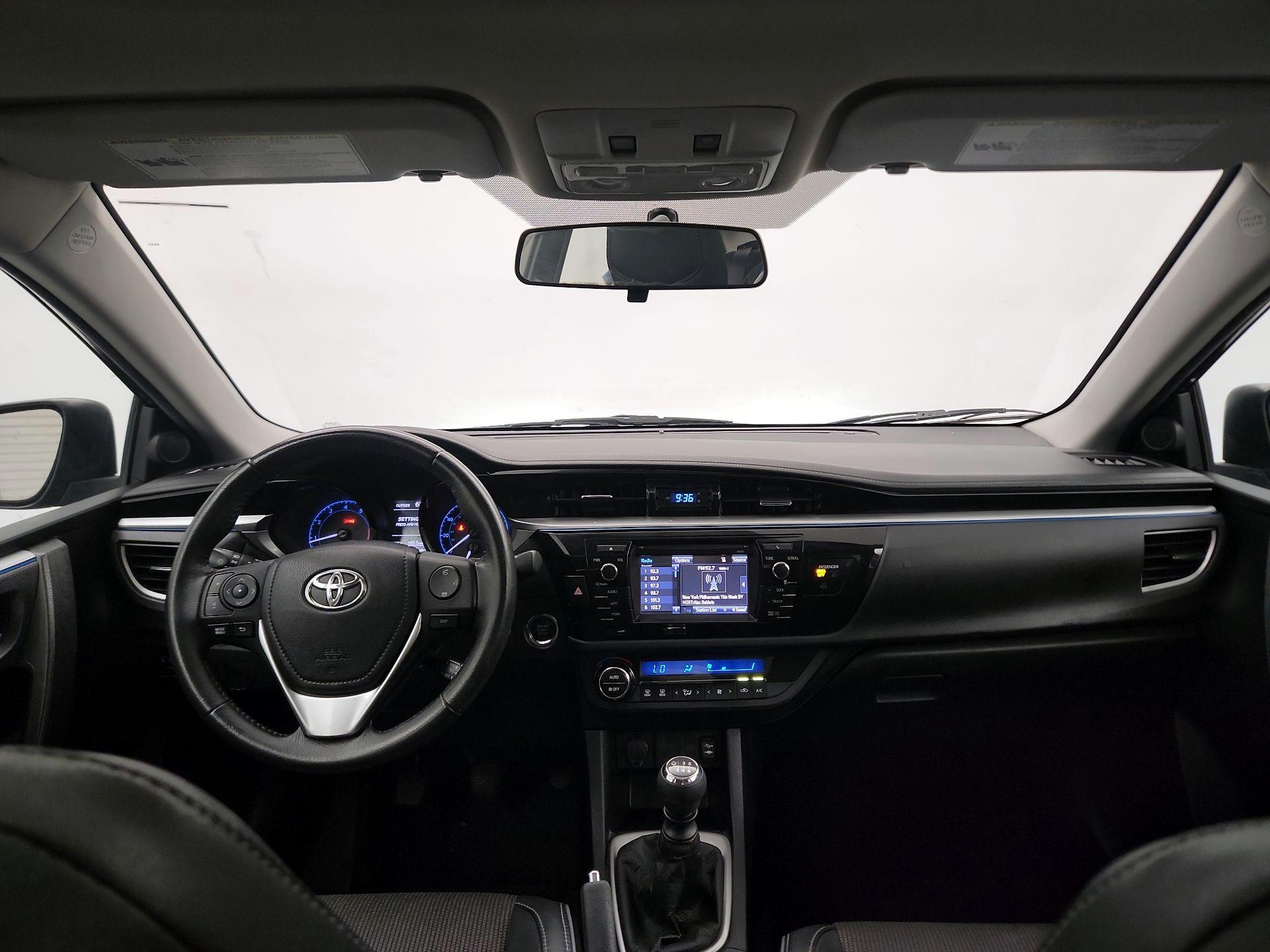 Thumbnail: 2015 Toyota Corolla - 9