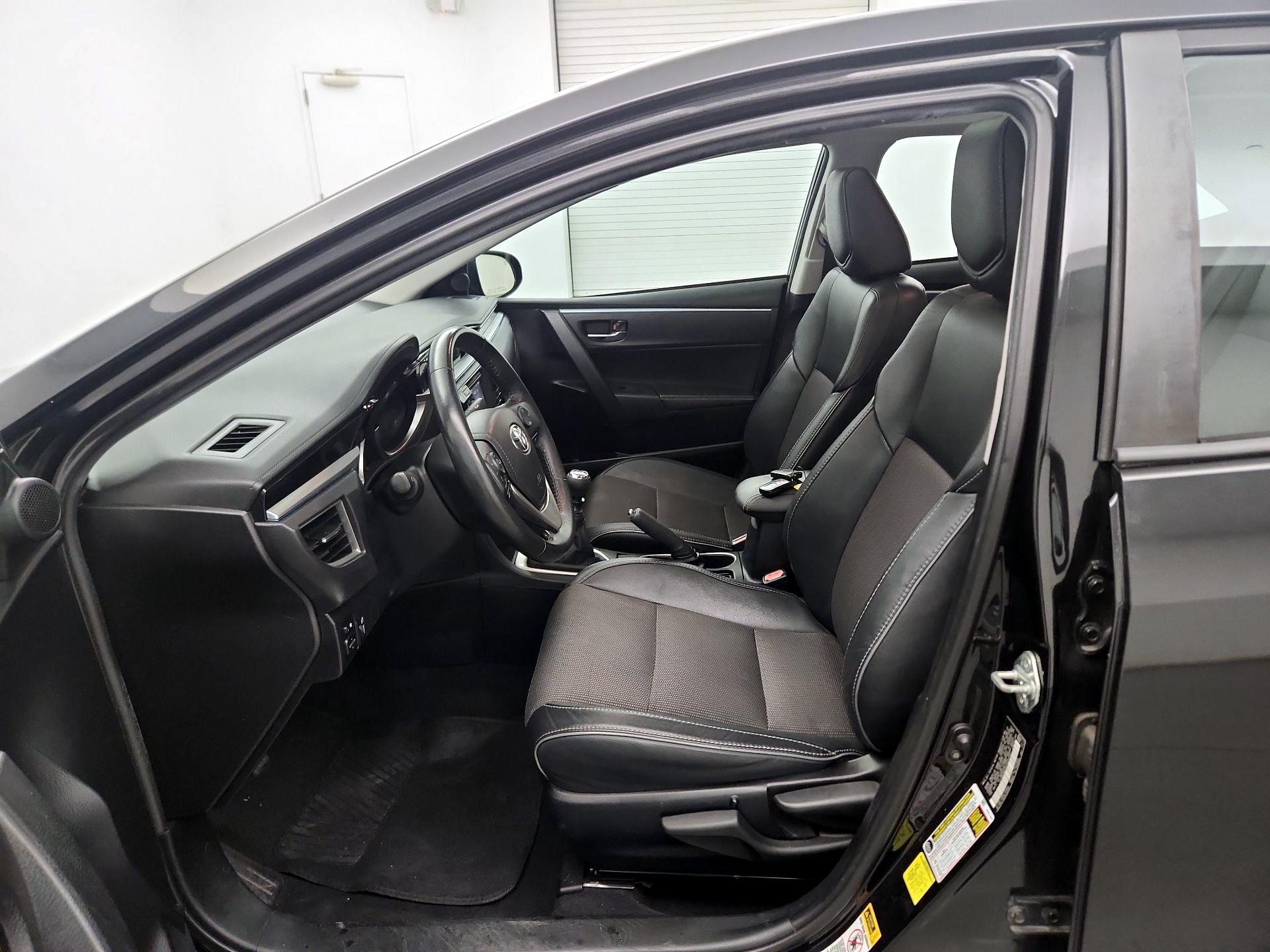 Thumbnail: 2015 Toyota Corolla - 11