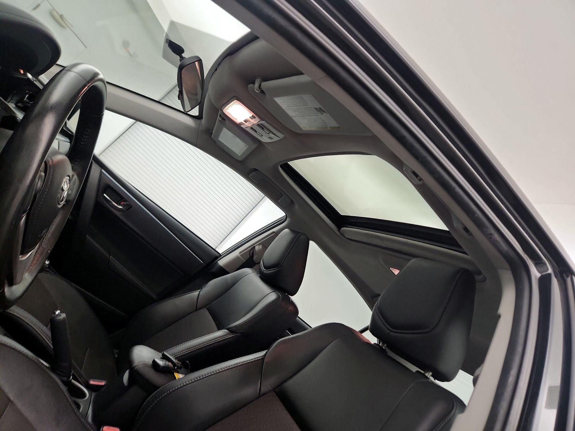 Thumbnail: 2015 Toyota Corolla - 19