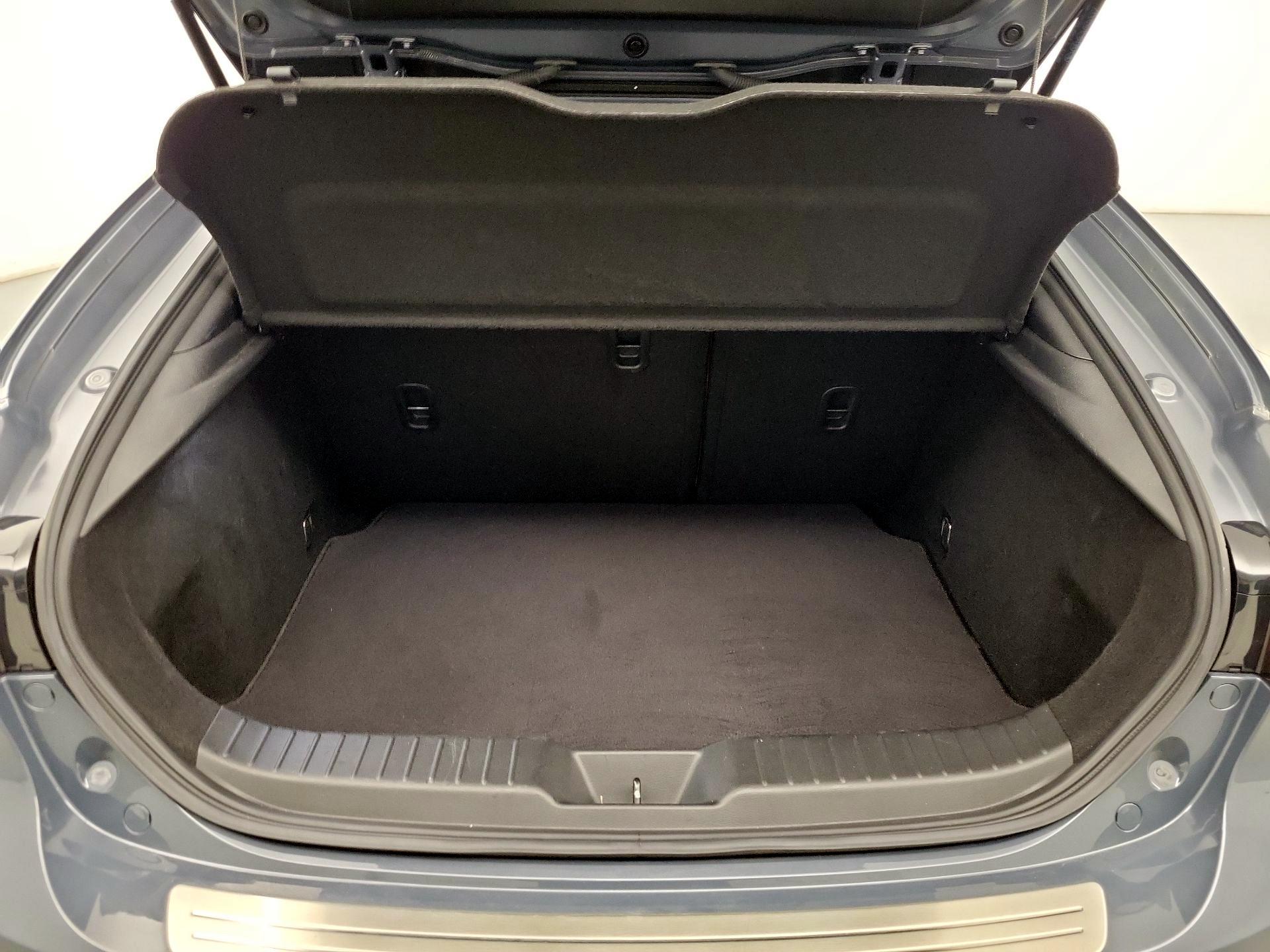 Thumbnail: 2023 Mazda Mazda3 - 19