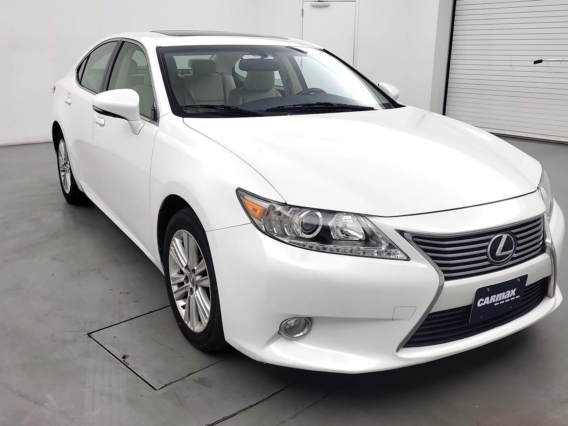 Thumbnail: 2014 Lexus ES - 1