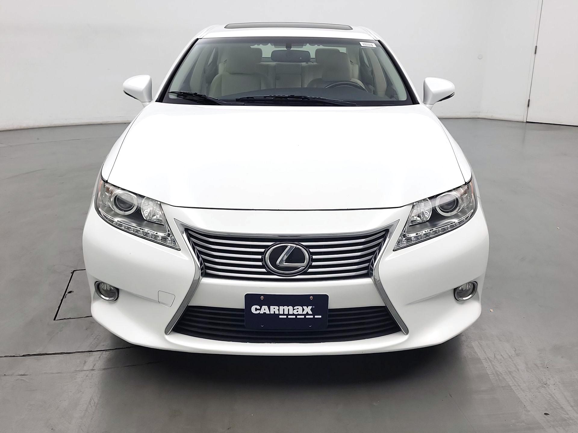 Thumbnail: 2014 Lexus ES - 2