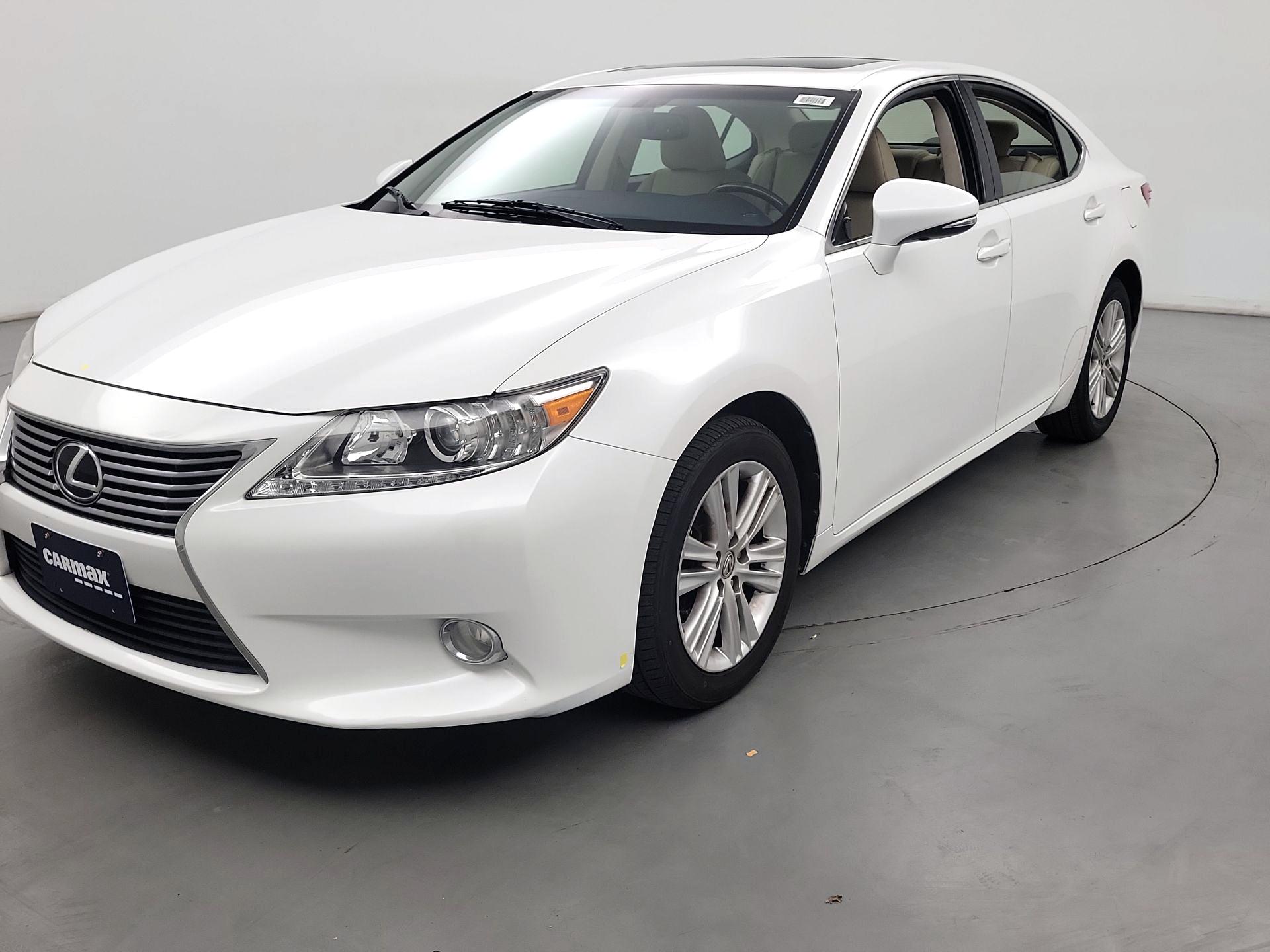 Thumbnail: 2014 Lexus ES - 3