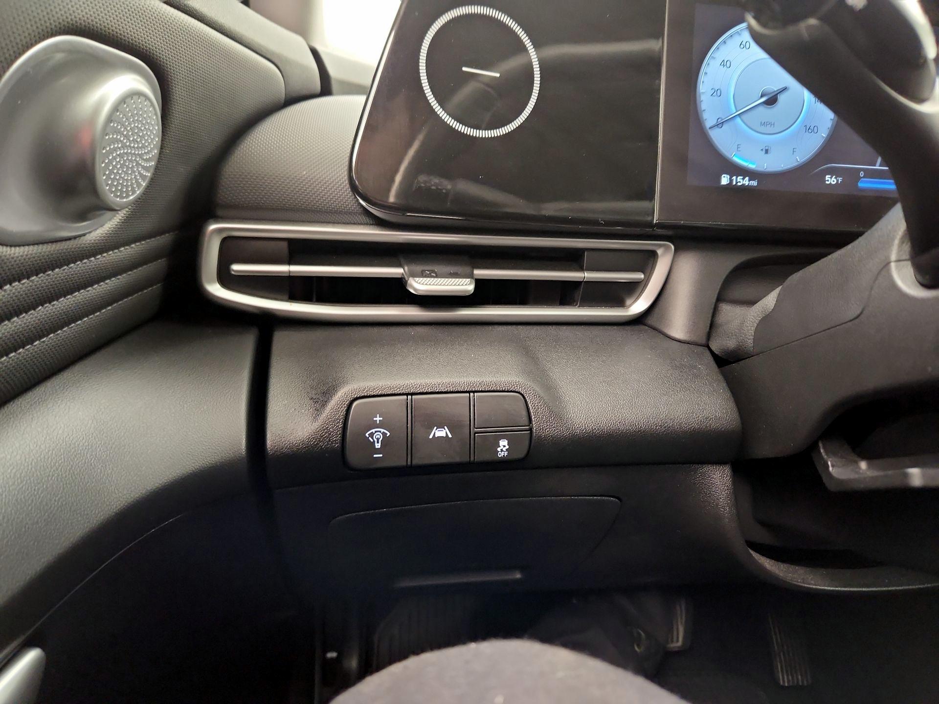 Thumbnail: 2023 Hyundai Elantra - 13