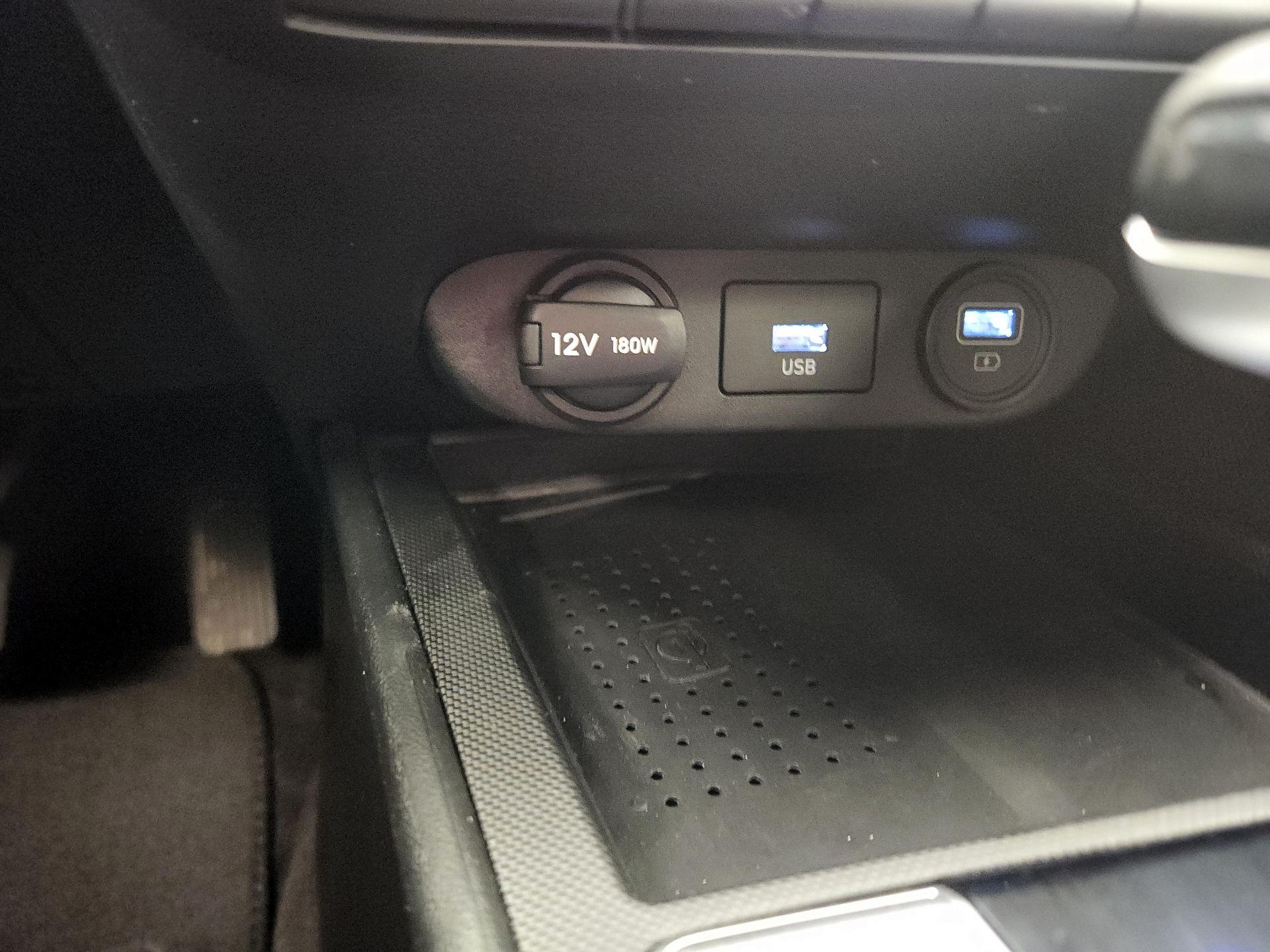 Thumbnail: 2023 Hyundai Elantra - 19