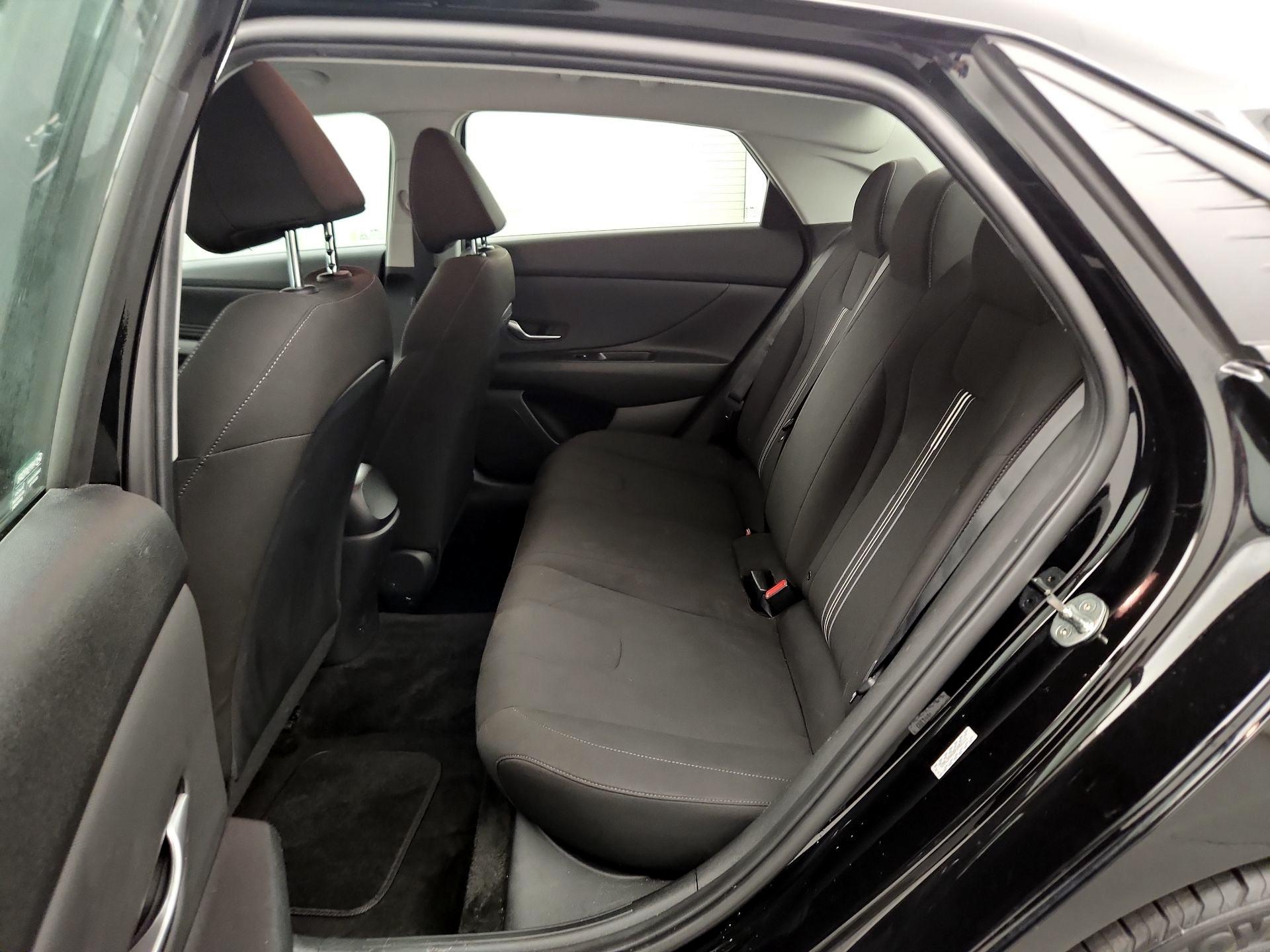 Thumbnail: 2023 Hyundai Elantra - 20