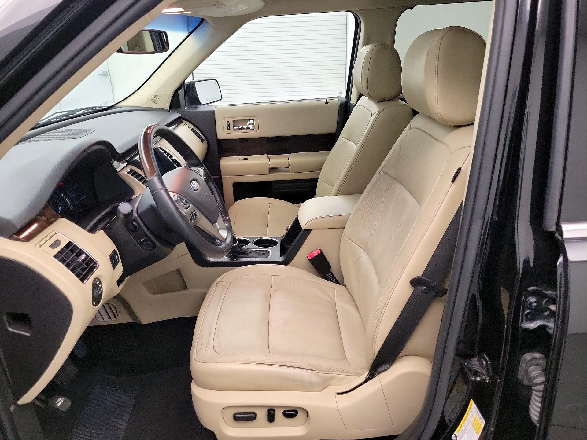 Thumbnail: 2017 Ford Flex - 9