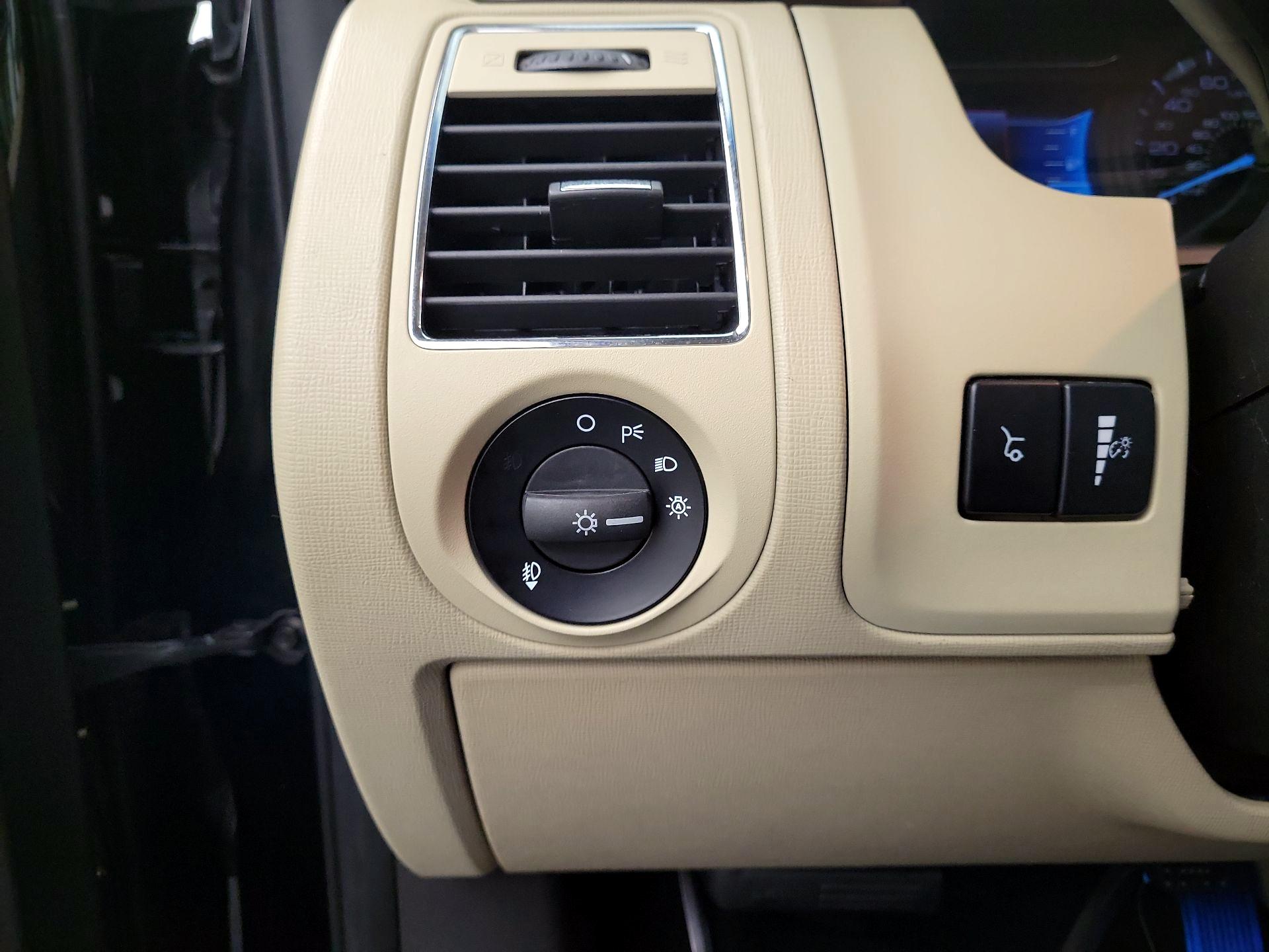 Thumbnail: 2017 Ford Flex - 11