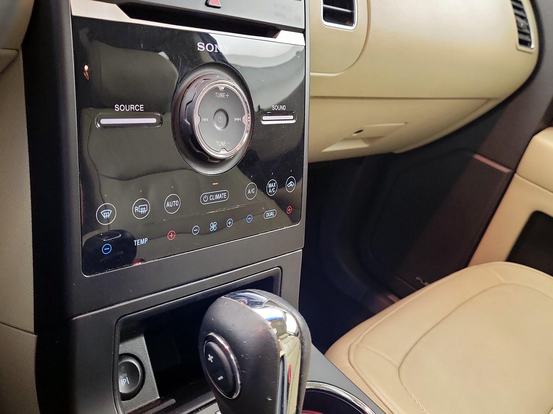 Thumbnail: 2017 Ford Flex - 15