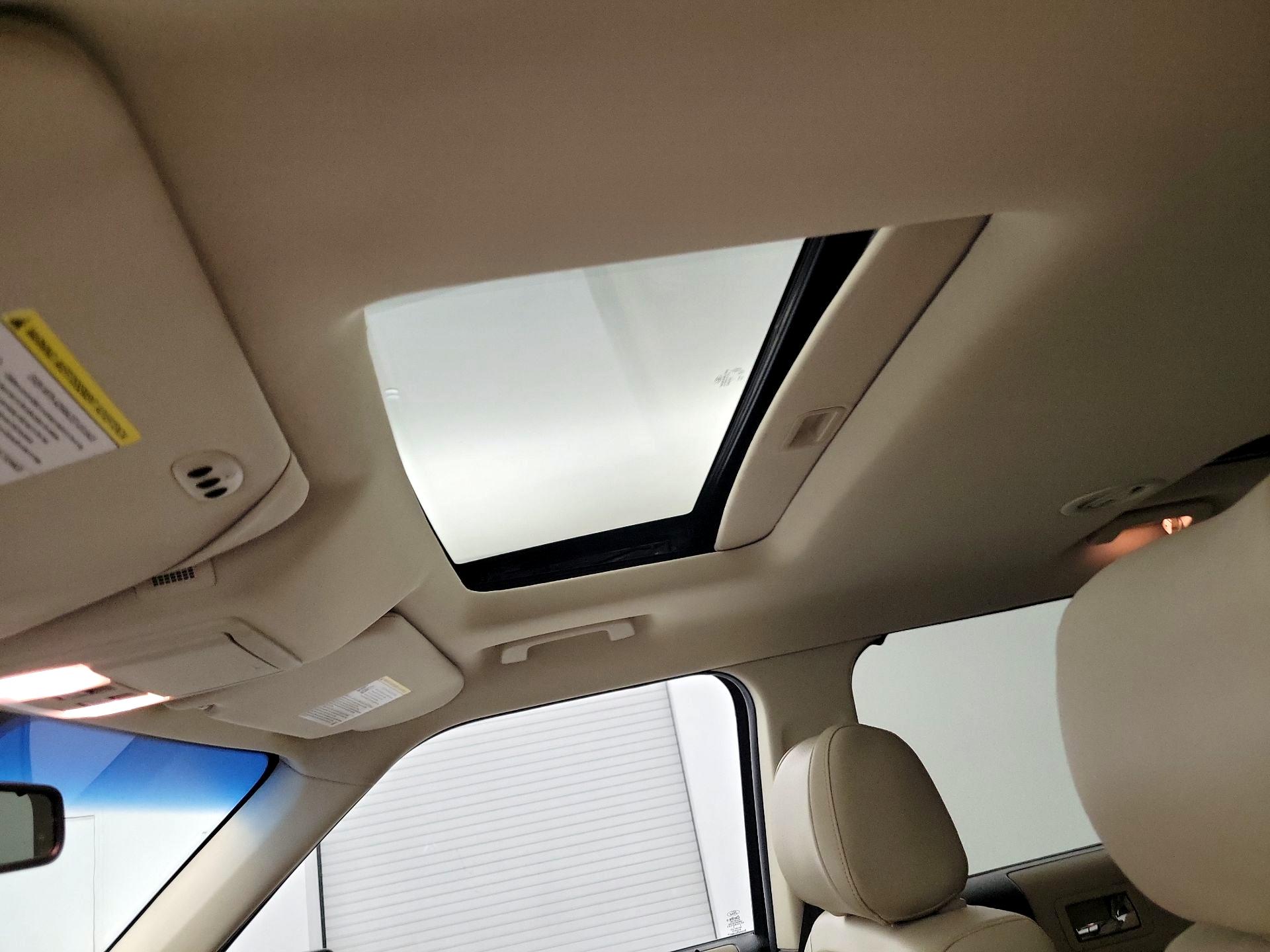 Thumbnail: 2017 Ford Flex - 18