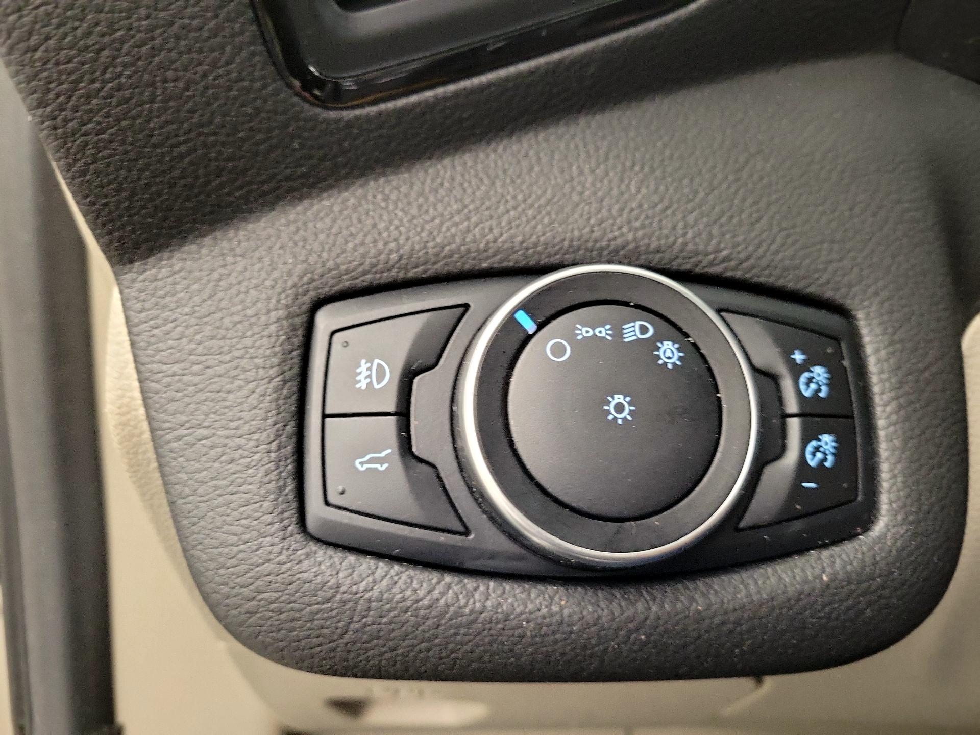 Thumbnail: 2017 Ford Escape - 11