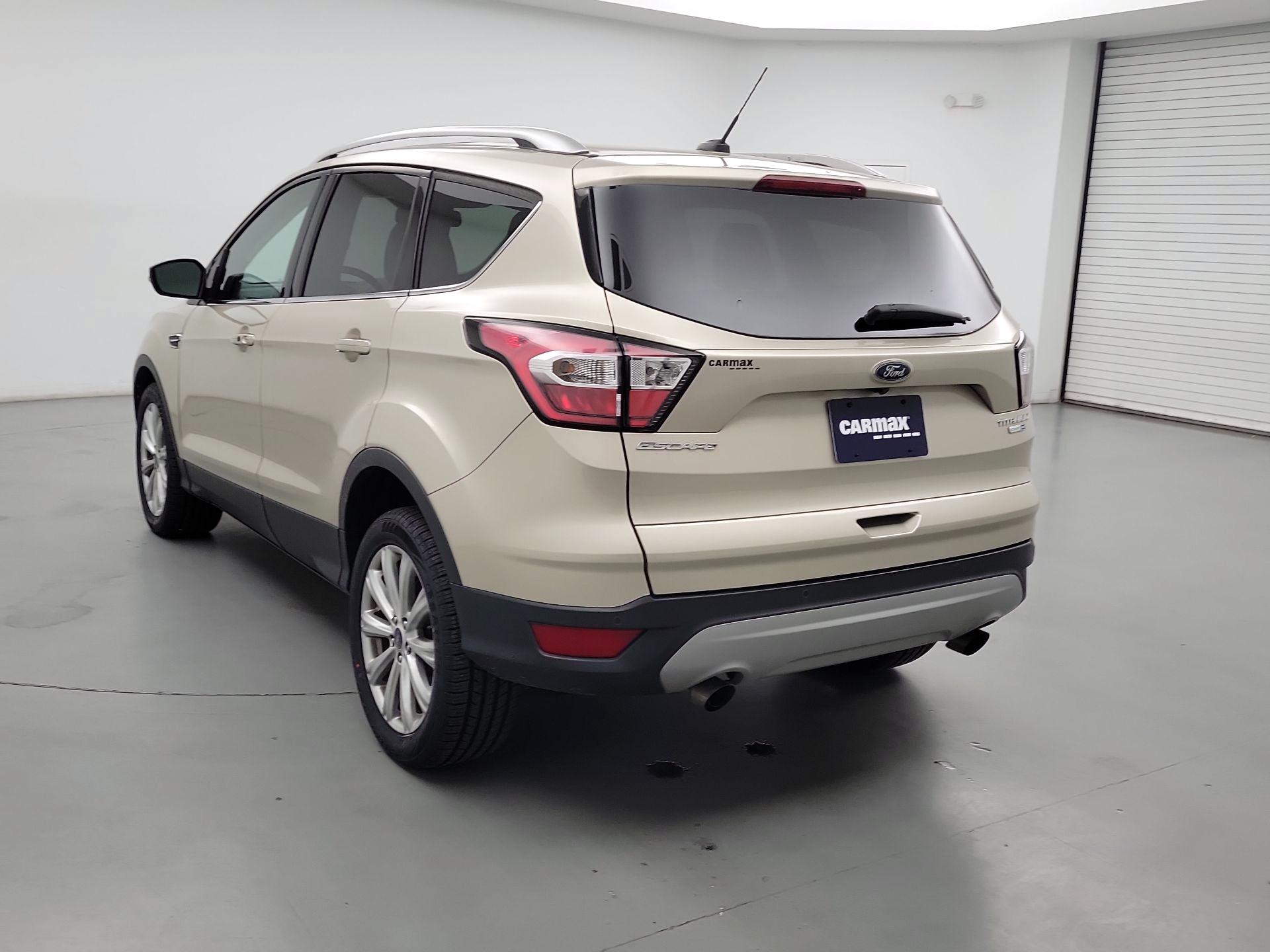 Thumbnail: 2017 Ford Escape - 7