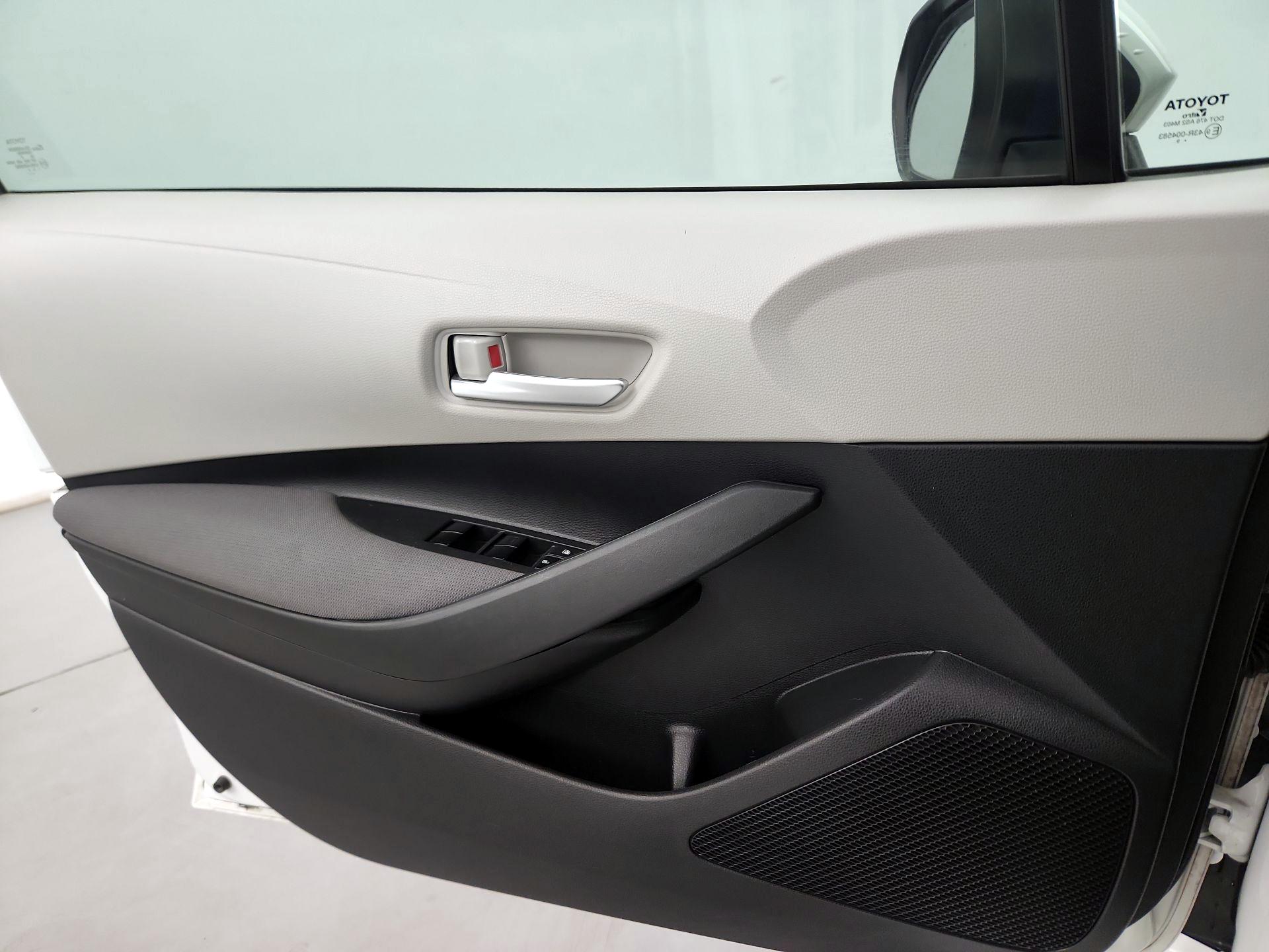 Thumbnail: 2020 Toyota Corolla - 12