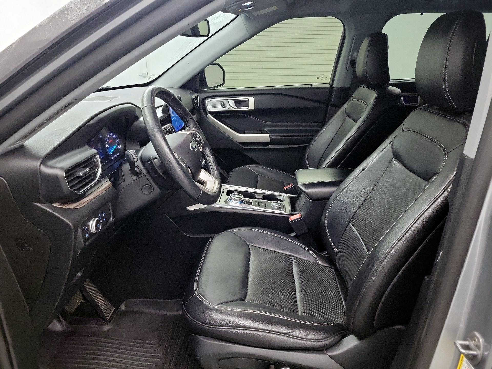 Thumbnail: 2020 Ford Explorer - 11
