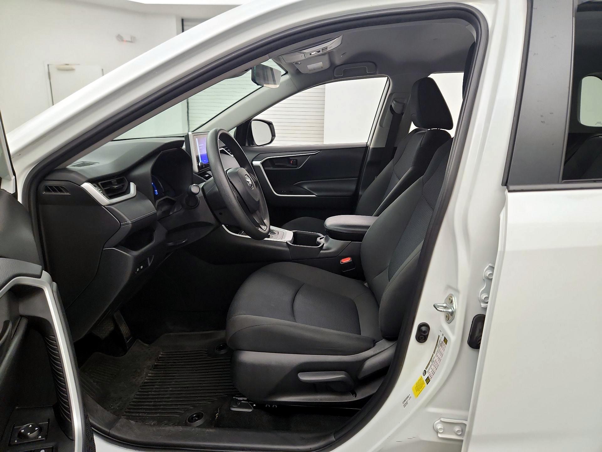 Thumbnail: 2024 Toyota RAV4 - 9