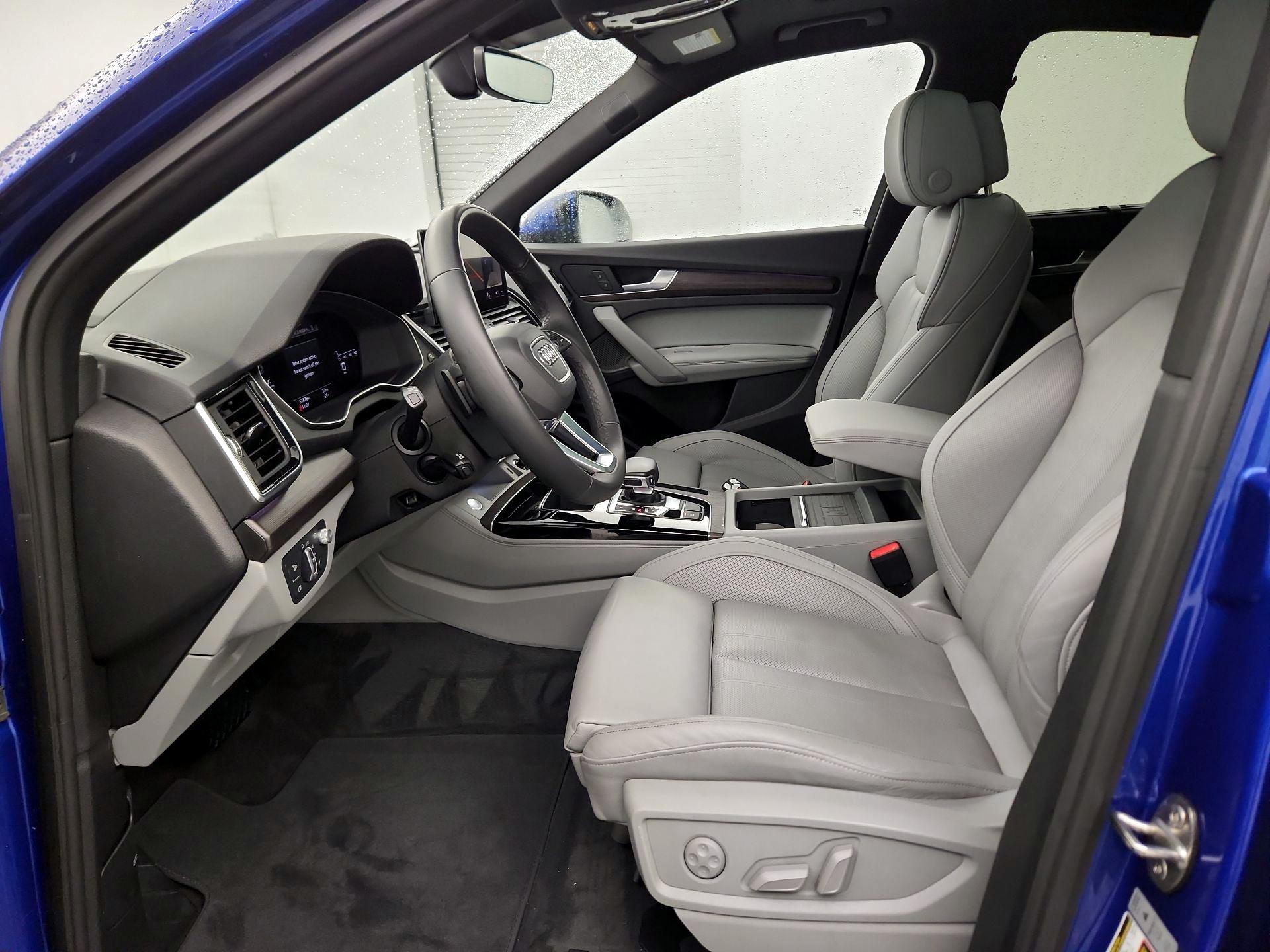 Thumbnail: 2023 Audi Q5 - 9