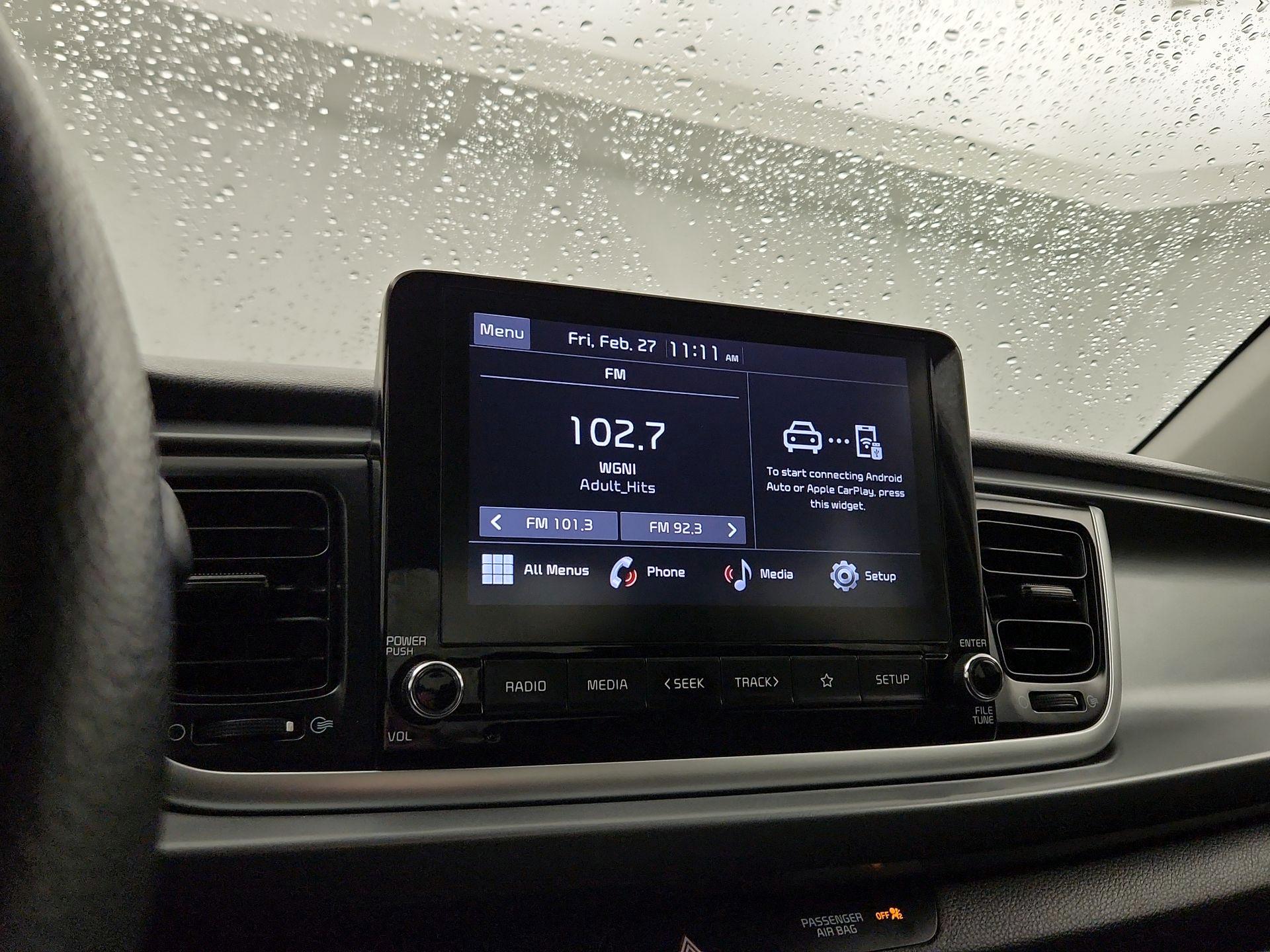 Thumbnail: 2022 Kia Rio - 13