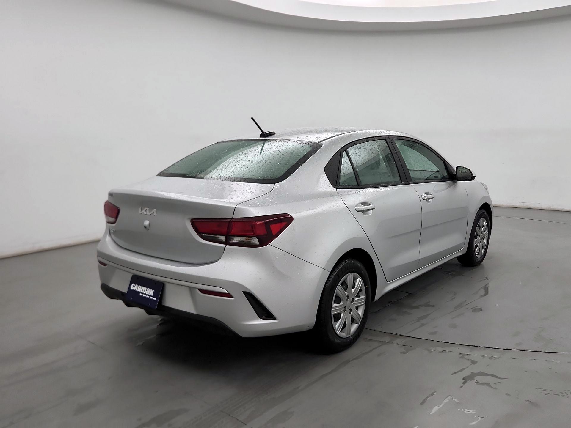 Thumbnail: 2022 Kia Rio - 5