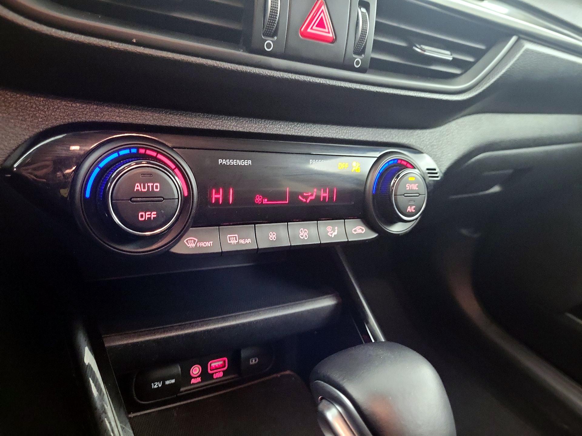 Thumbnail: 2020 Kia Forte - 14