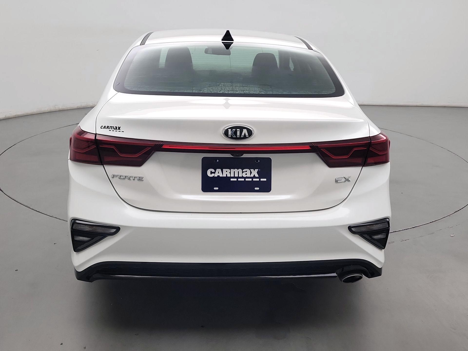 Thumbnail: 2020 Kia Forte - 6