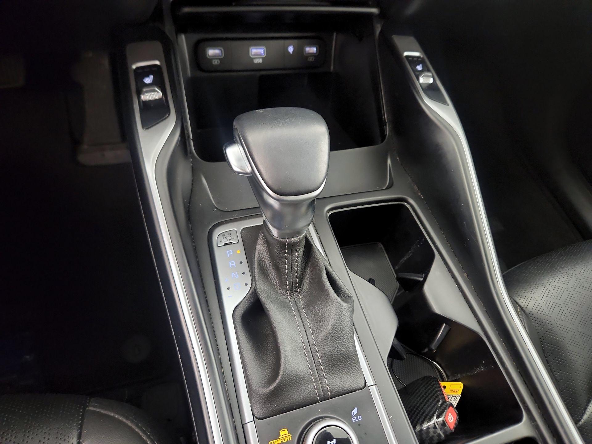 Thumbnail: 2023 Kia Sorento - 15