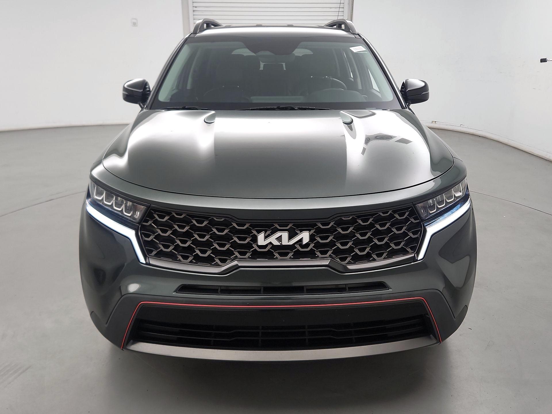 Thumbnail: 2023 Kia Sorento - 2