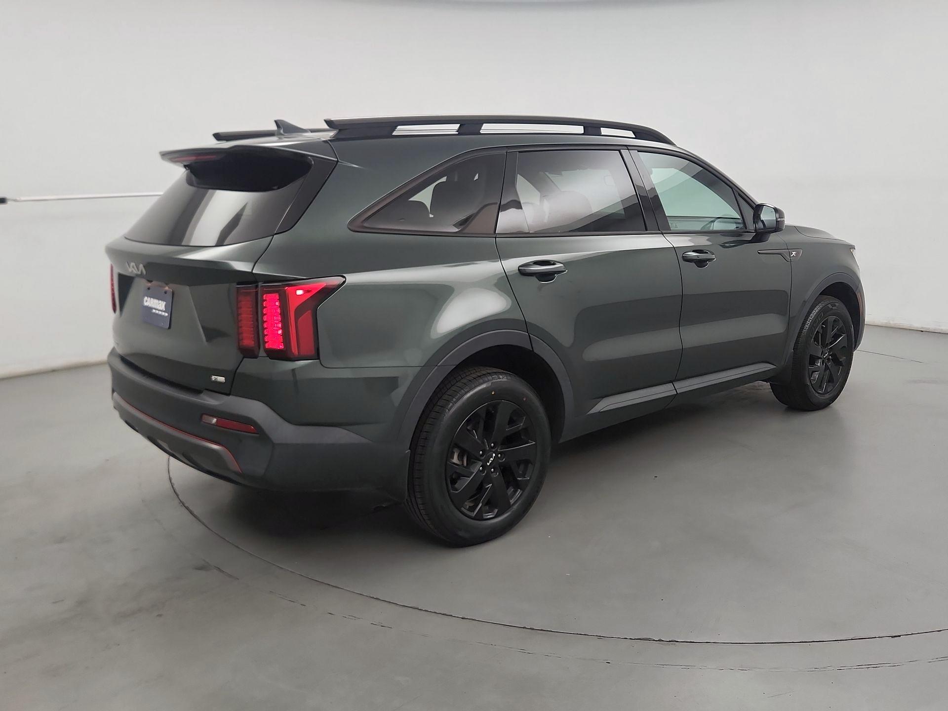 Thumbnail: 2023 Kia Sorento - 5