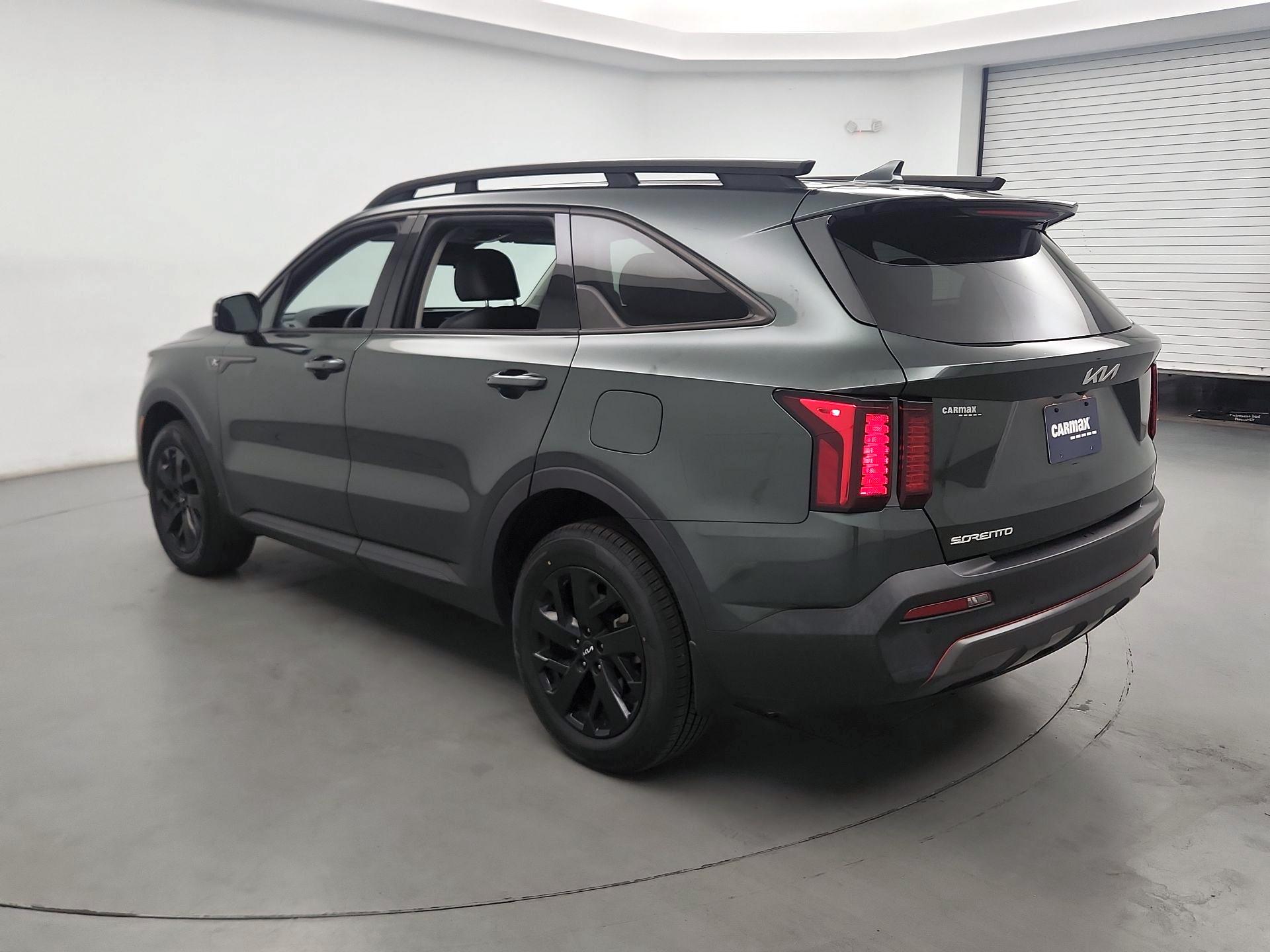 Thumbnail: 2023 Kia Sorento - 7