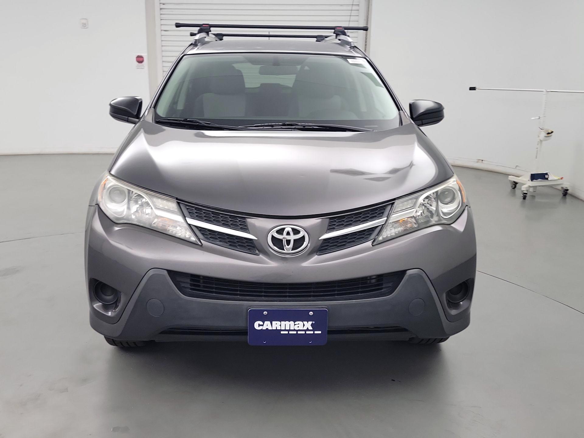 Thumbnail: 2015 Toyota RAV4 - 2