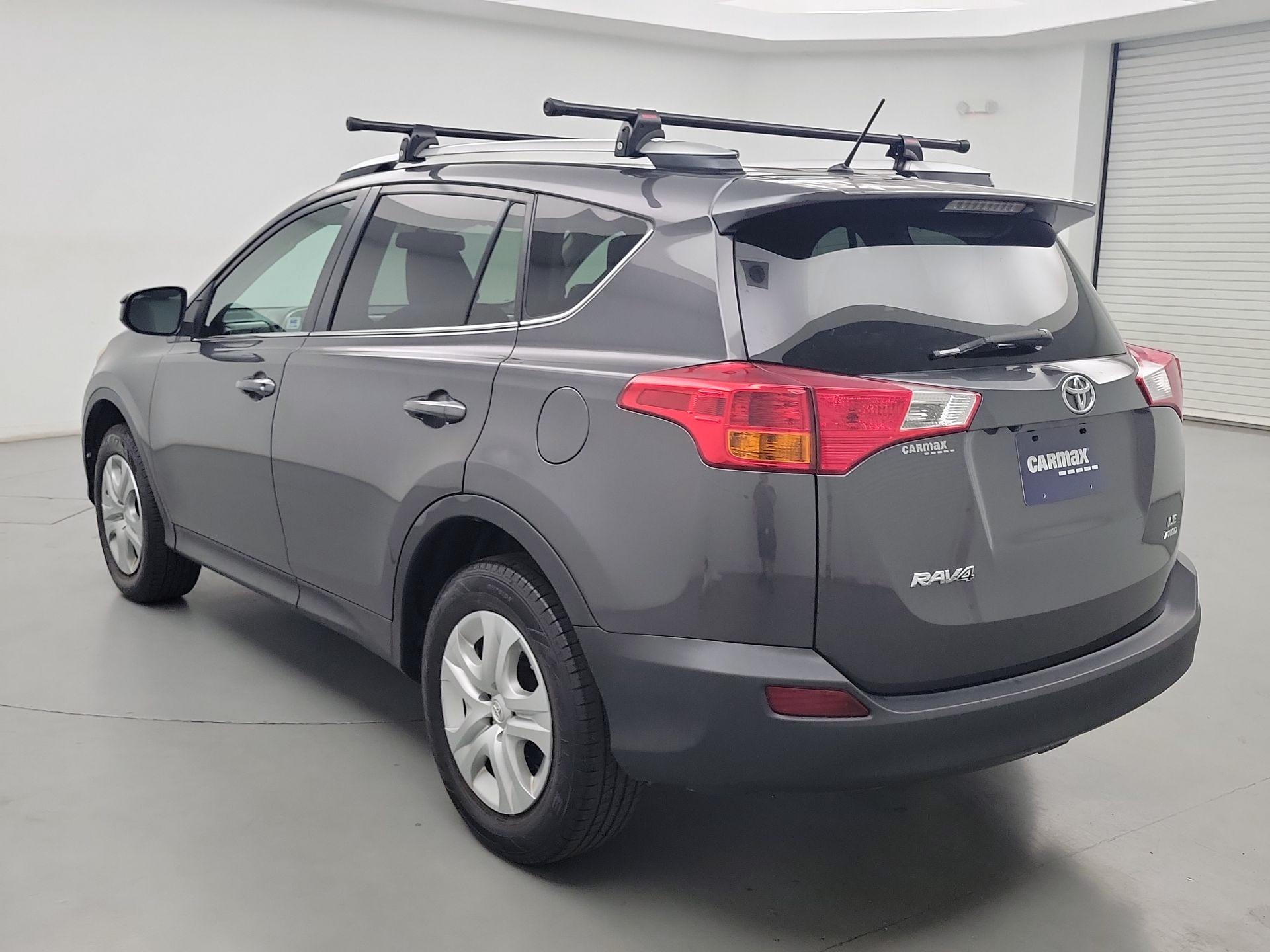 Thumbnail: 2015 Toyota RAV4 - 7