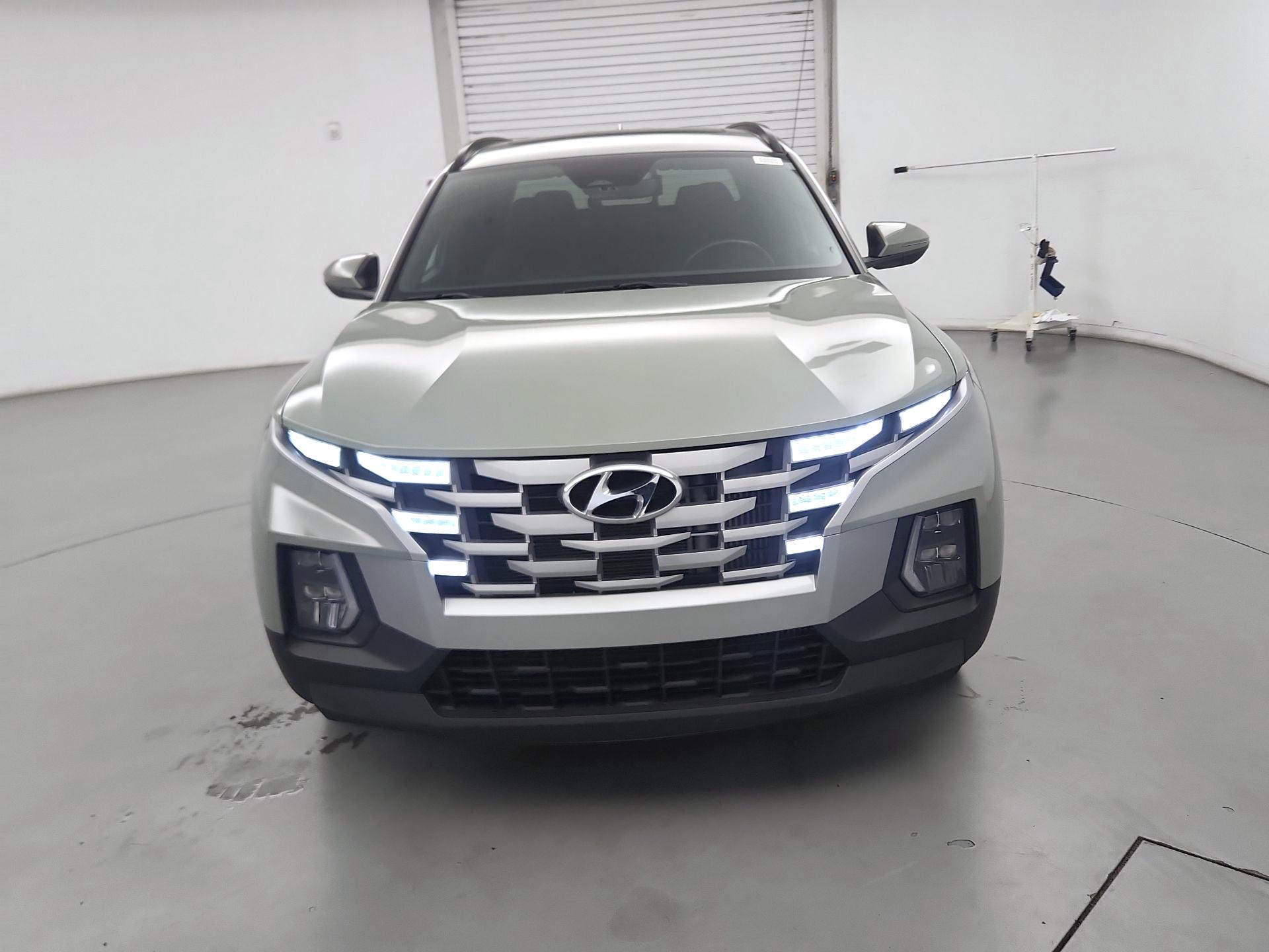Thumbnail: 2022 Hyundai Santa Cruz - 2