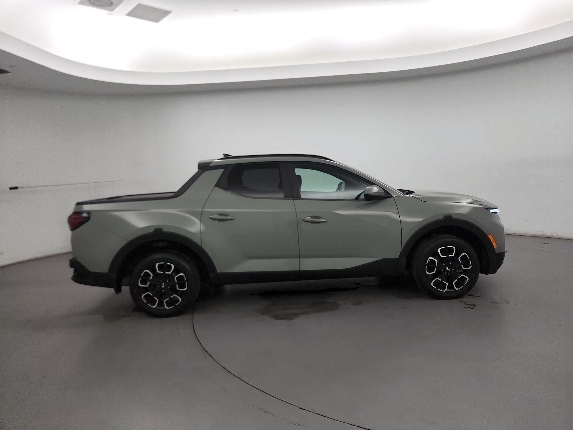 Thumbnail: 2022 Hyundai Santa Cruz - 4