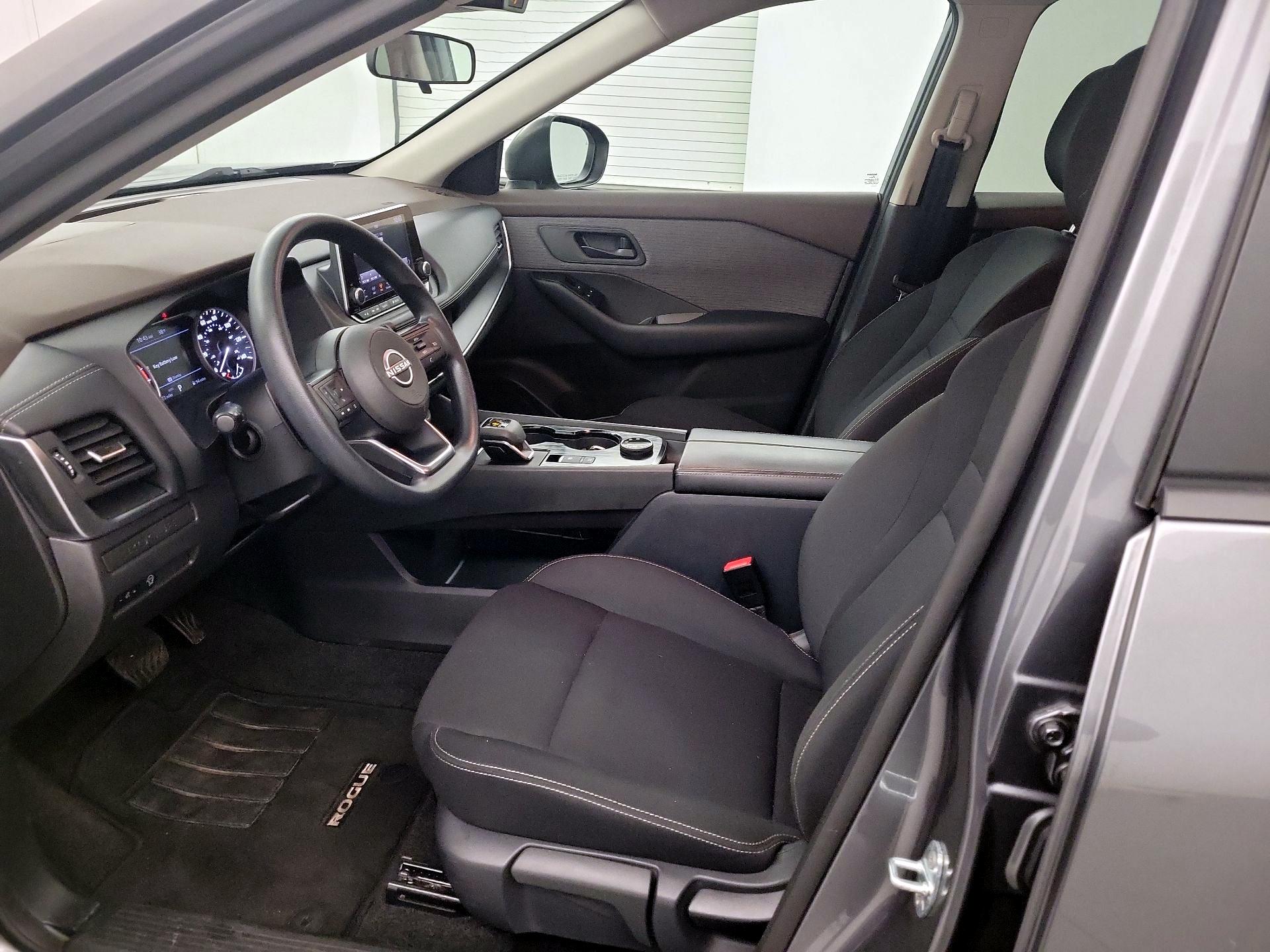 Thumbnail: 2023 Nissan Rogue - 9