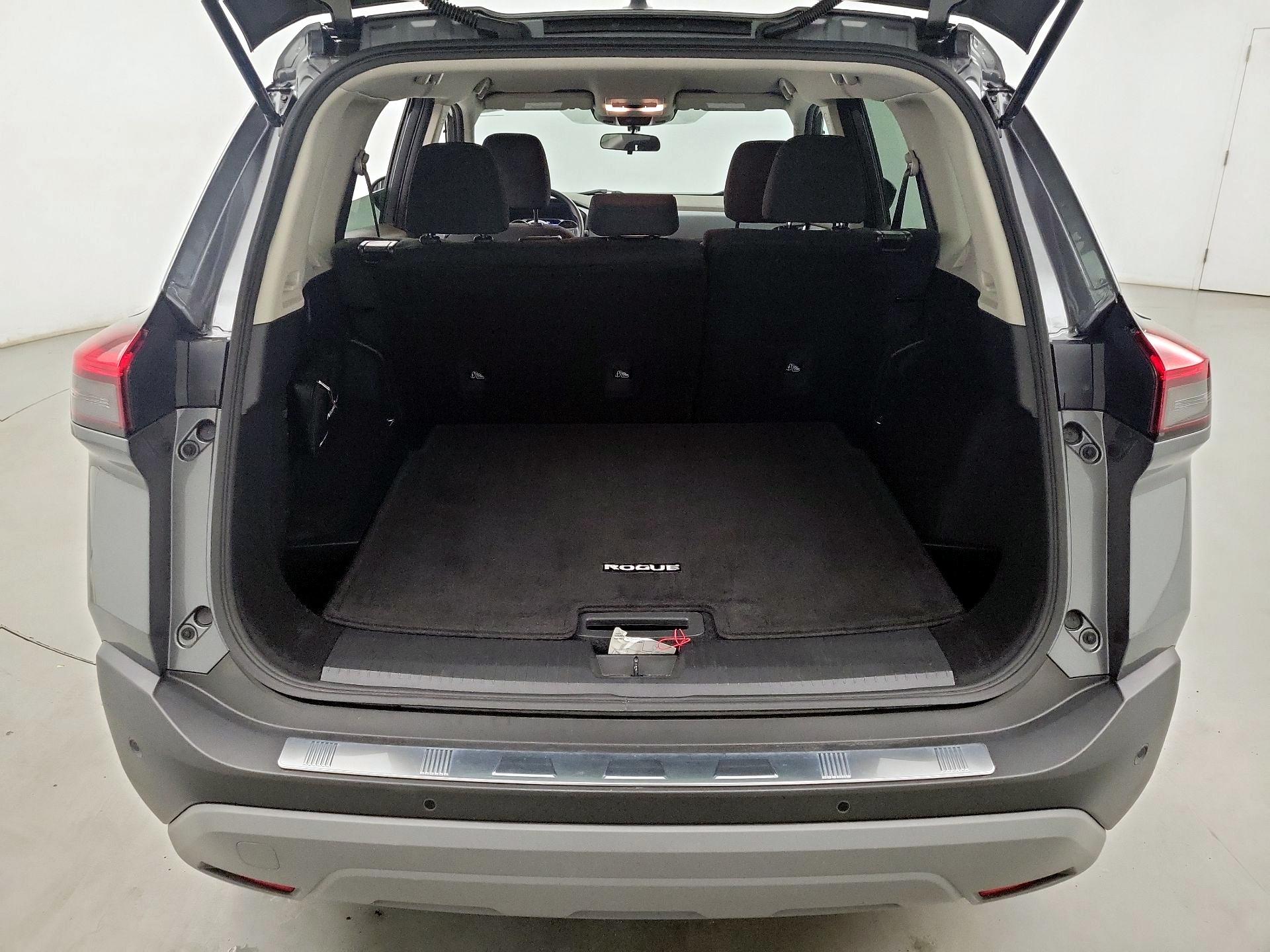 Thumbnail: 2023 Nissan Rogue - 17