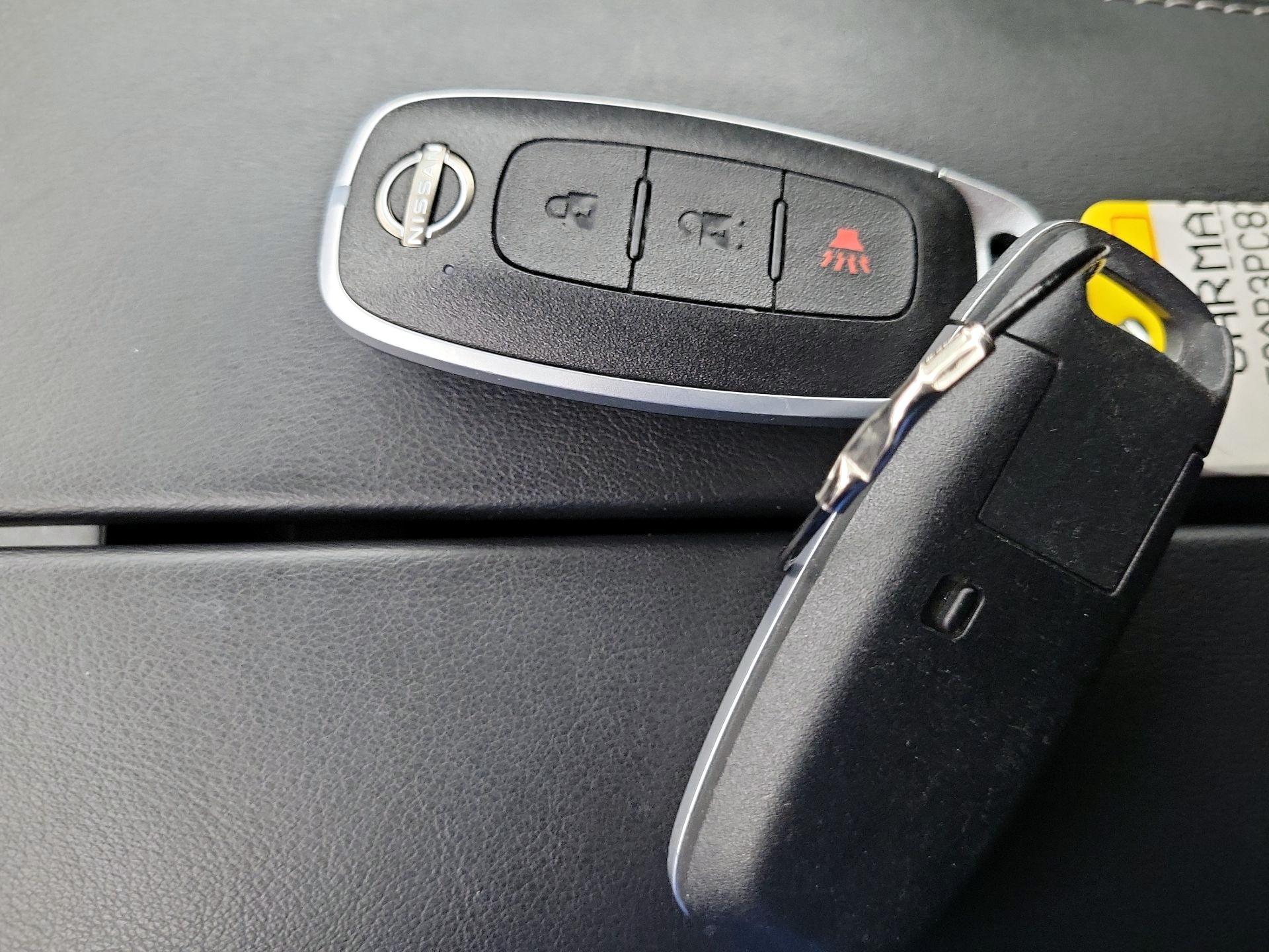 Thumbnail: 2023 Nissan Rogue - 19