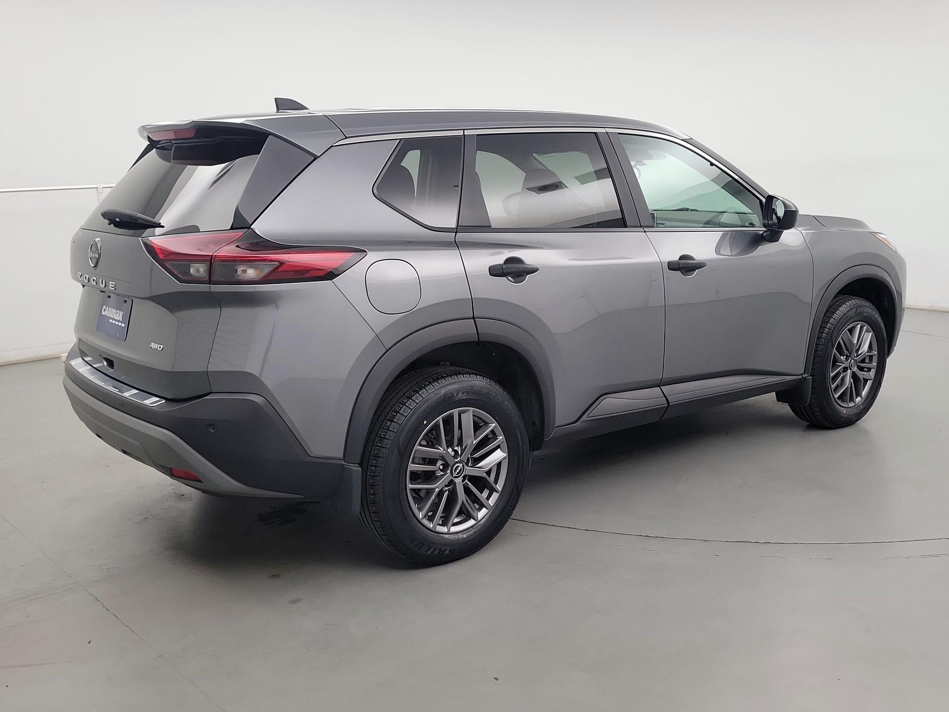 Thumbnail: 2023 Nissan Rogue - 5