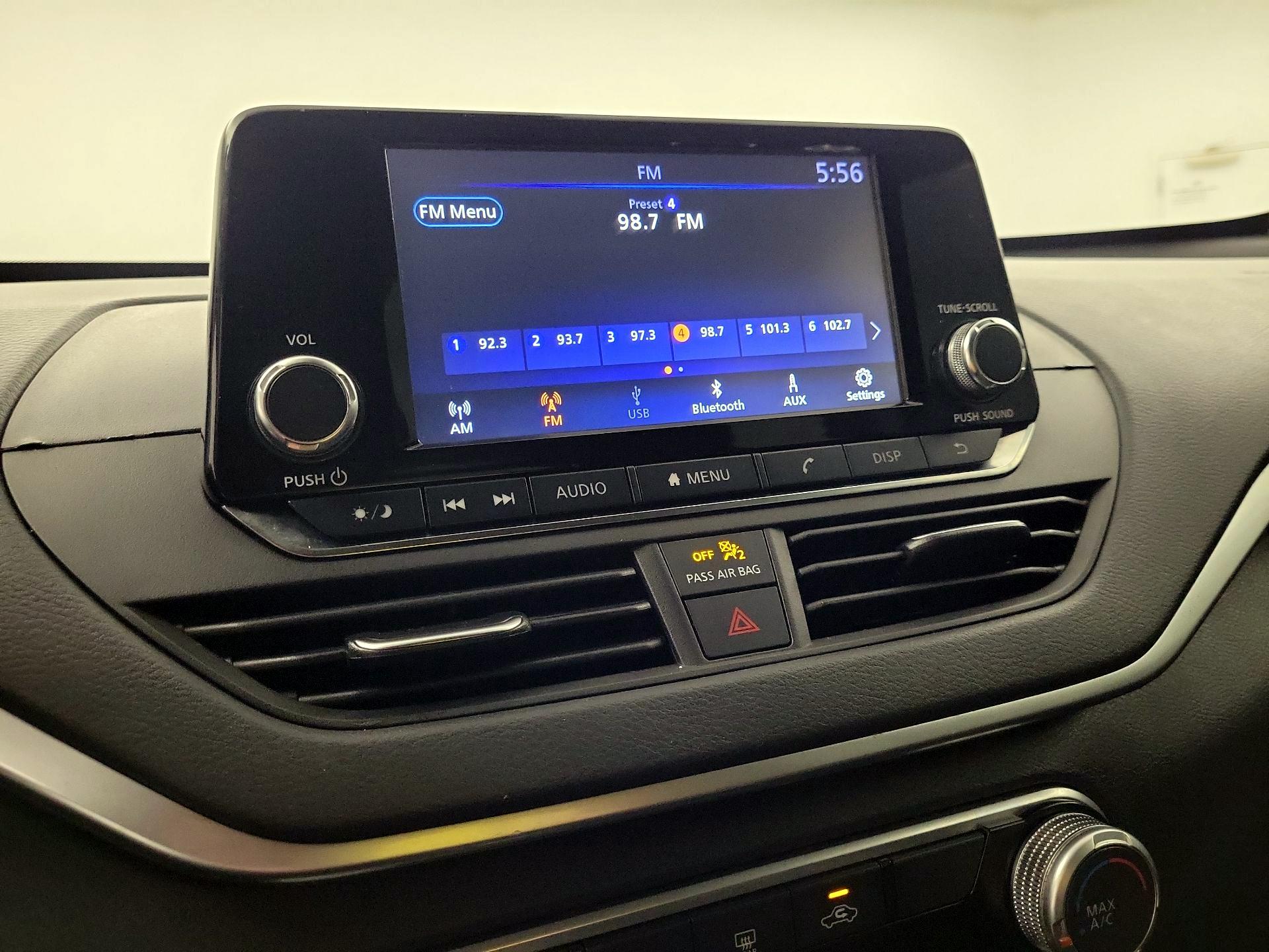 Thumbnail: 2021 Nissan Altima - 13