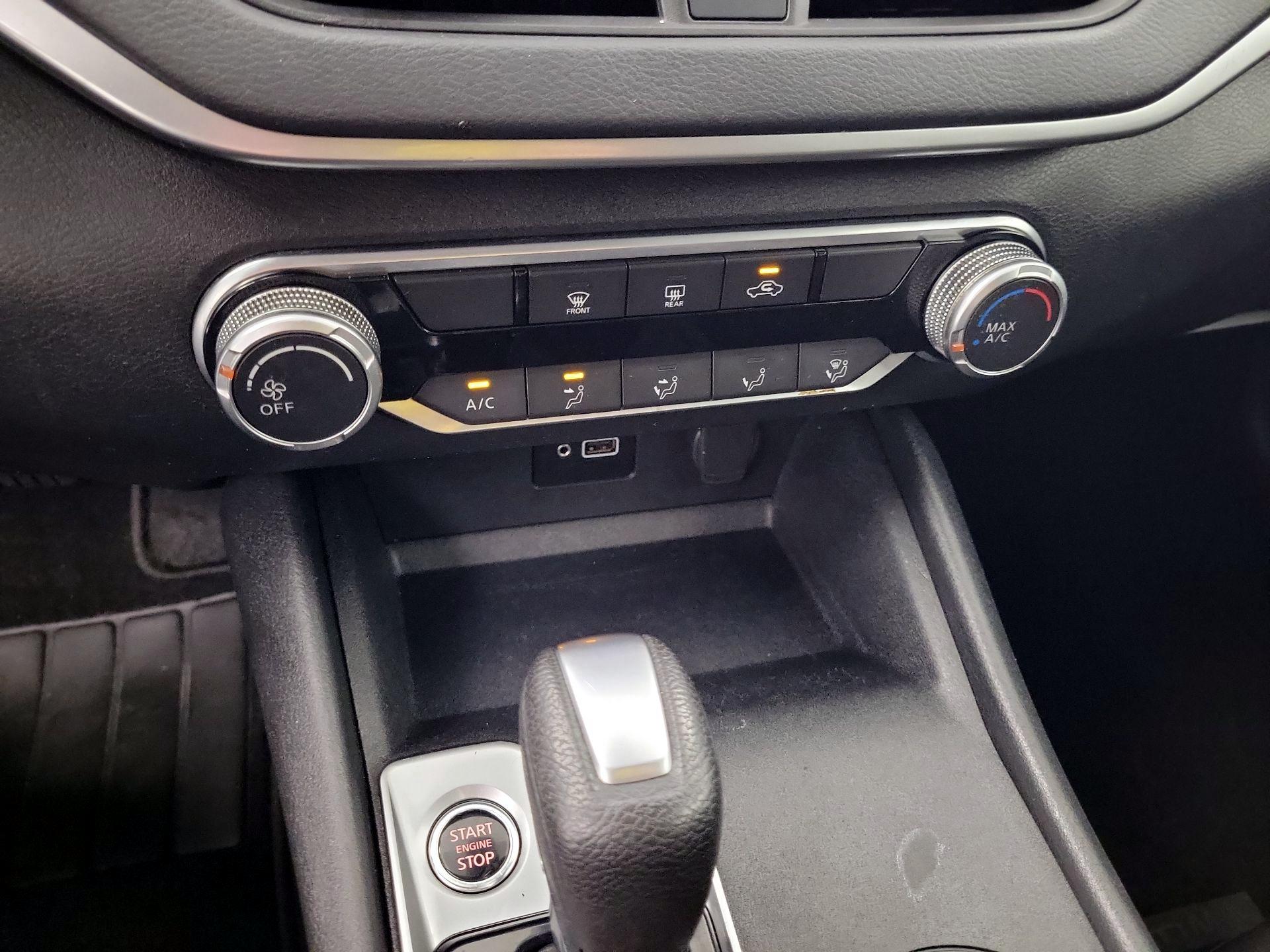 Thumbnail: 2021 Nissan Altima - 14