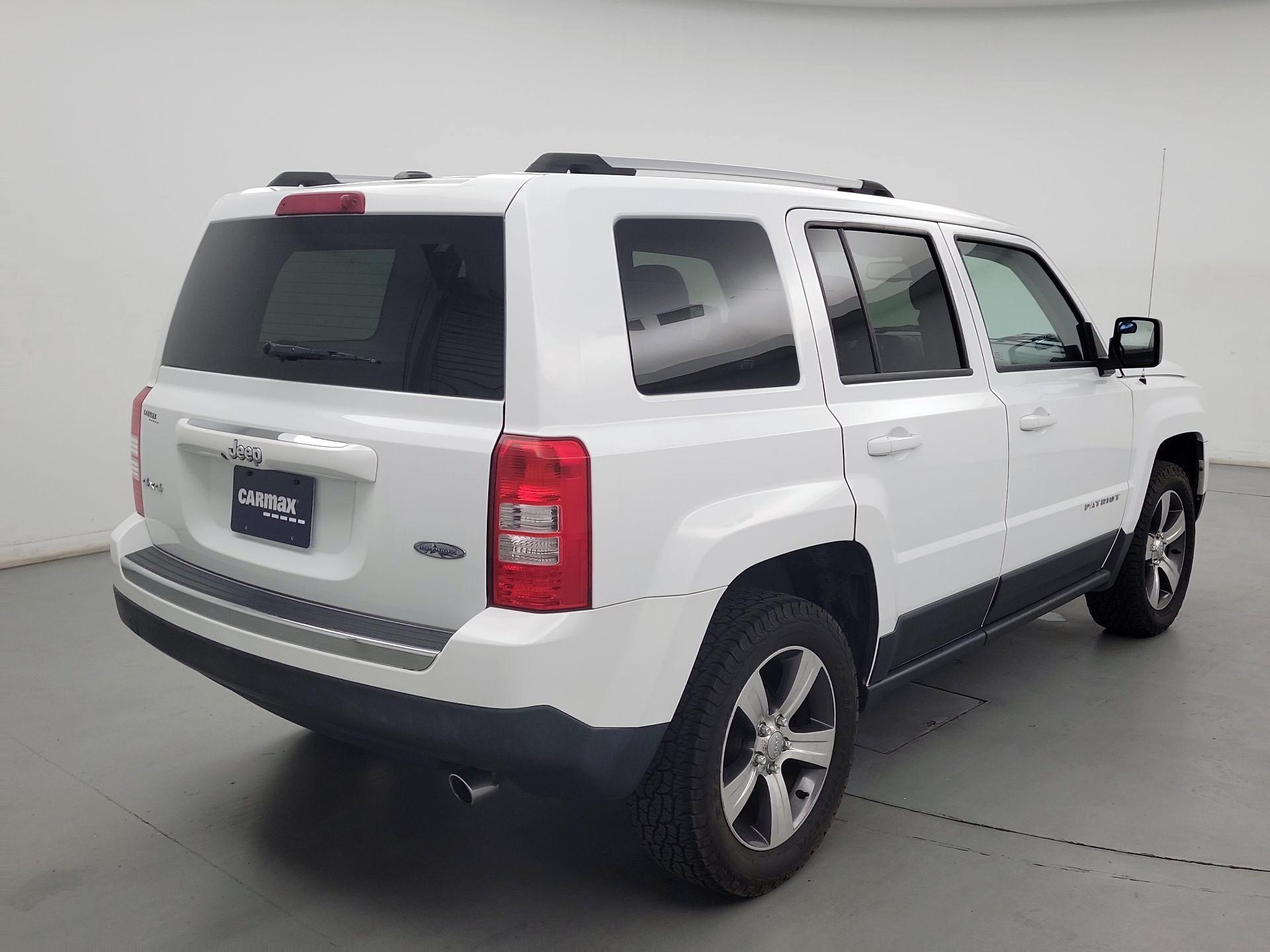 Thumbnail: 2016 Jeep Patriot - 5
