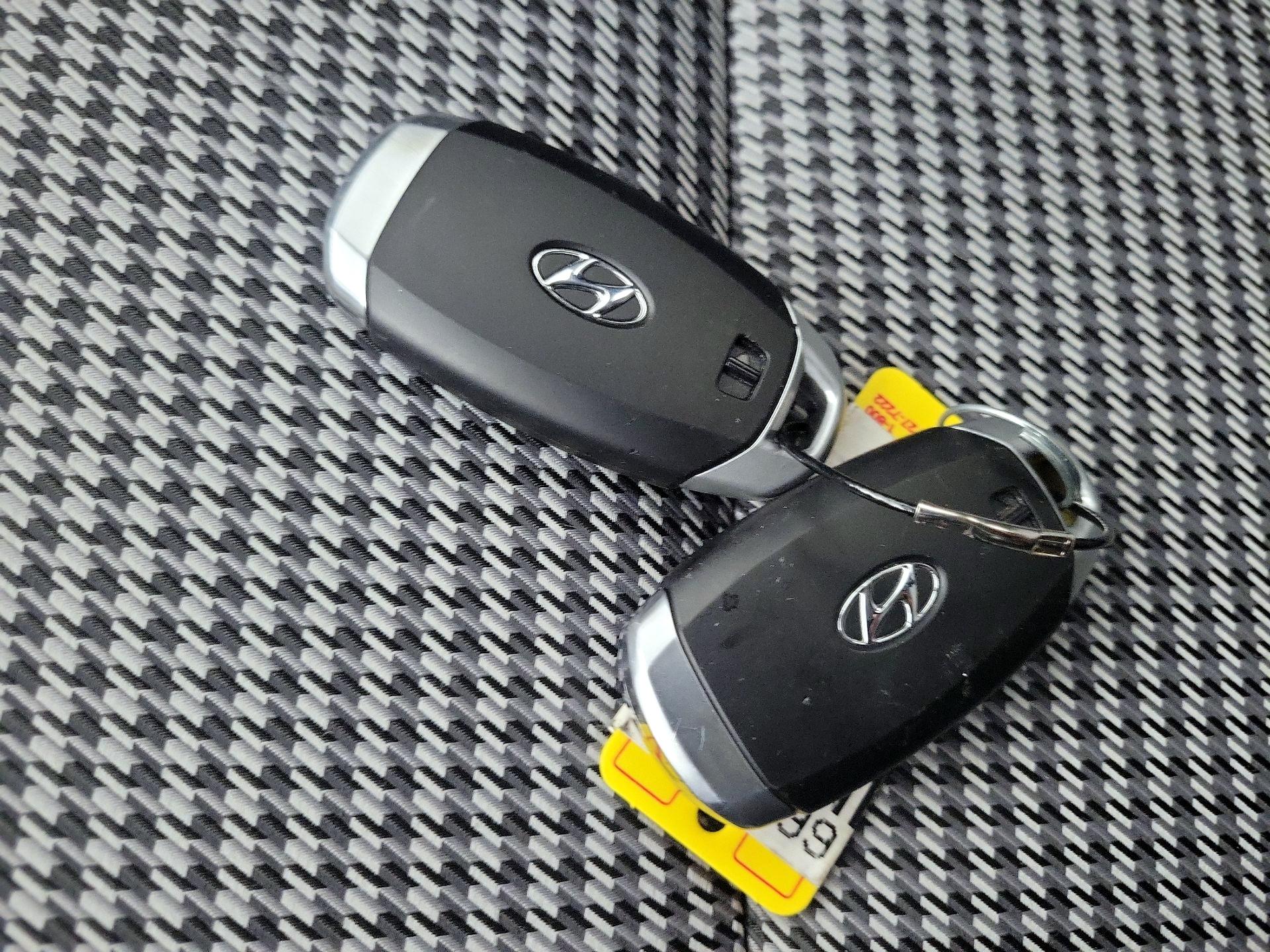 Thumbnail: 2020 Hyundai Kona - 19