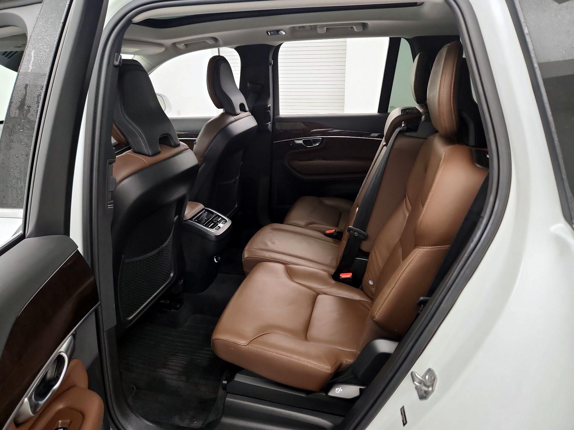 Thumbnail: 2019 Volvo XC90 - 18