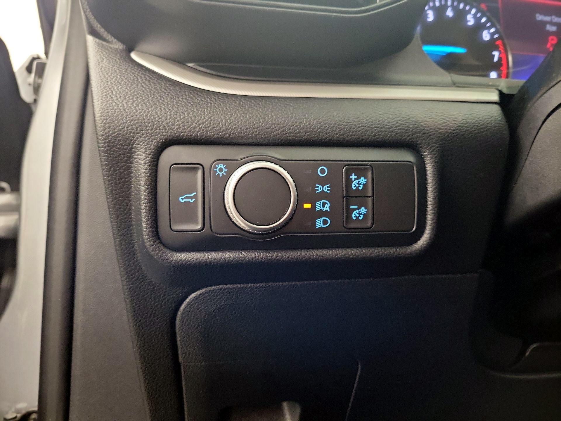 Thumbnail: 2020 Ford Explorer - 13